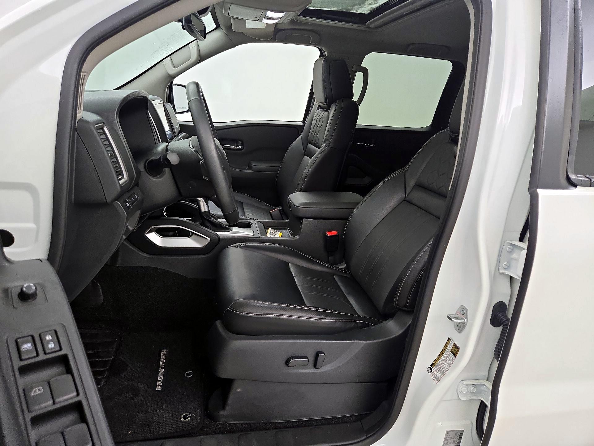 Thumbnail: 2024 Nissan Frontier - 11