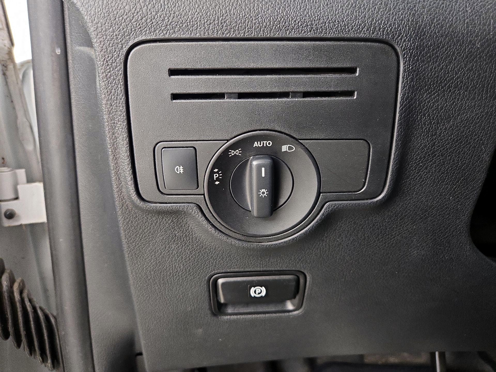 Thumbnail: 2019 Mercedes-Benz Metris - 13