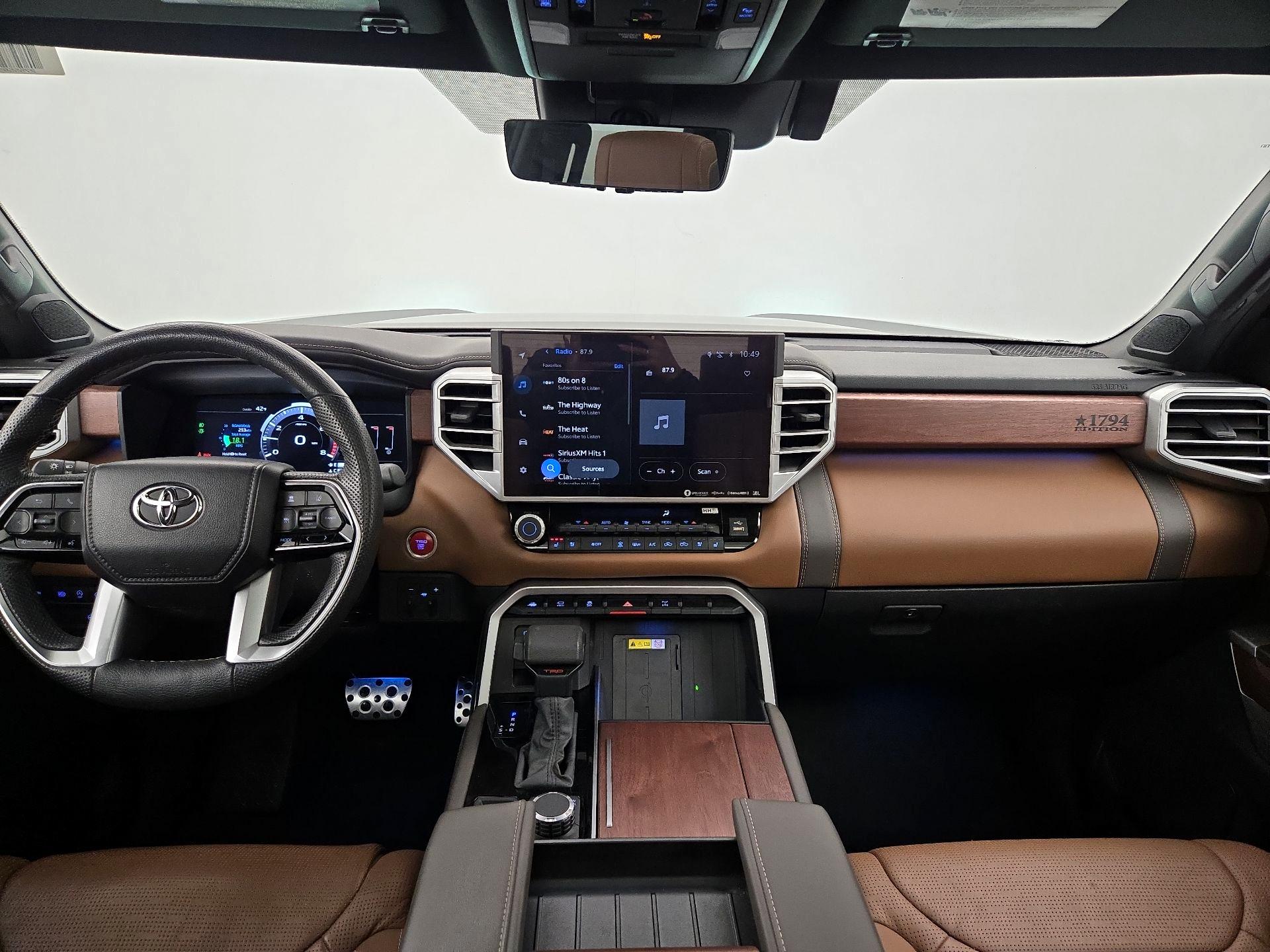 Thumbnail: 2024 Toyota Tundra - 9