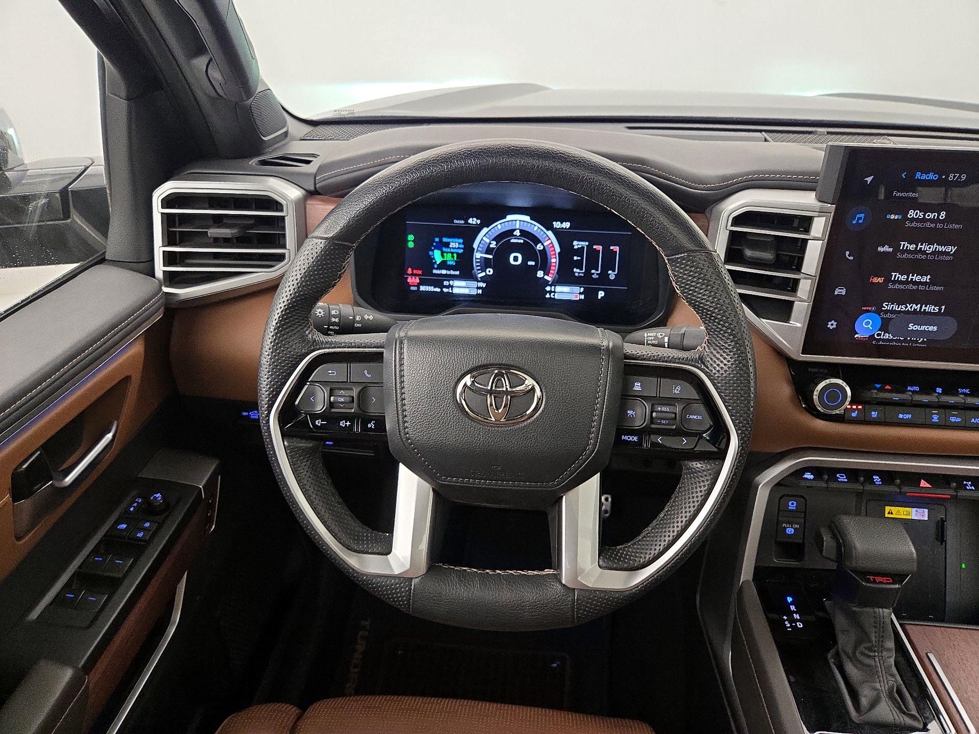 Thumbnail: 2024 Toyota Tundra - 10