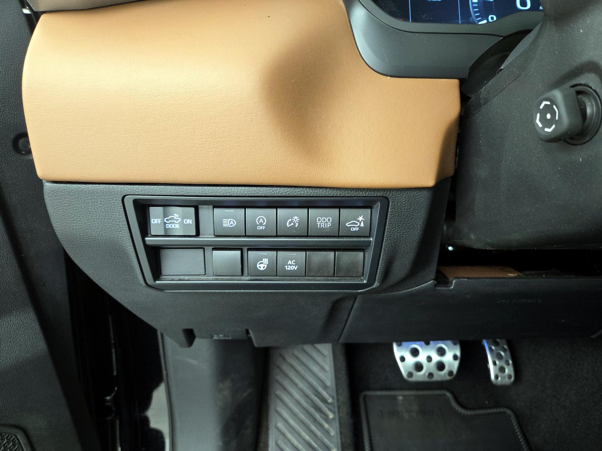 Thumbnail: 2024 Toyota Tundra - 13