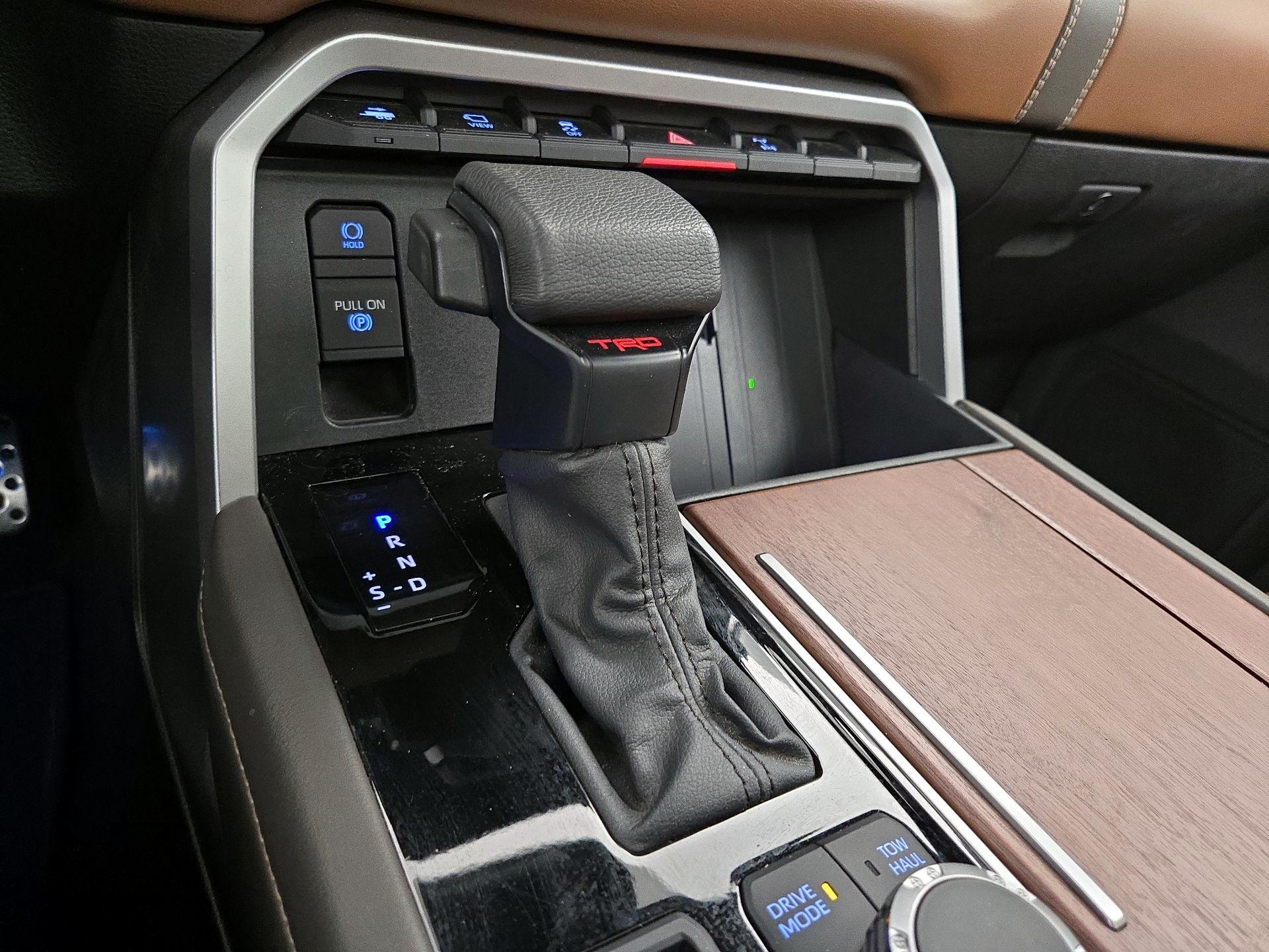 Thumbnail: 2024 Toyota Tundra - 17