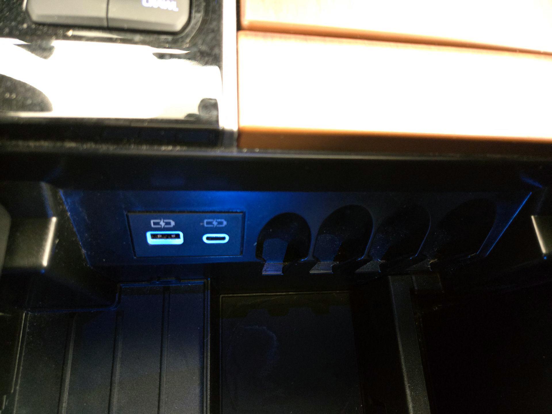 Thumbnail: 2024 Toyota Tundra - 18