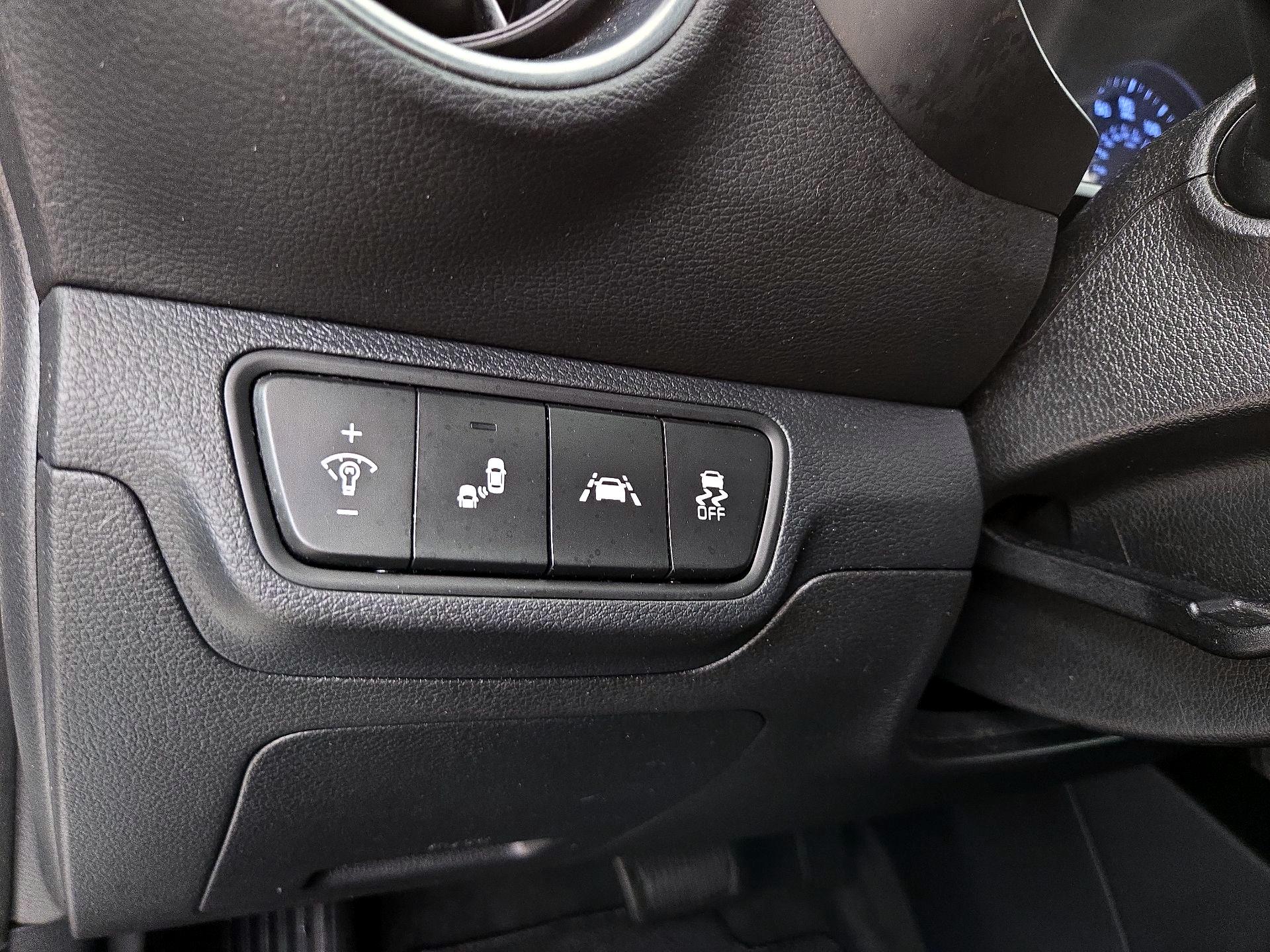 Thumbnail: 2021 Kia Forte - 13