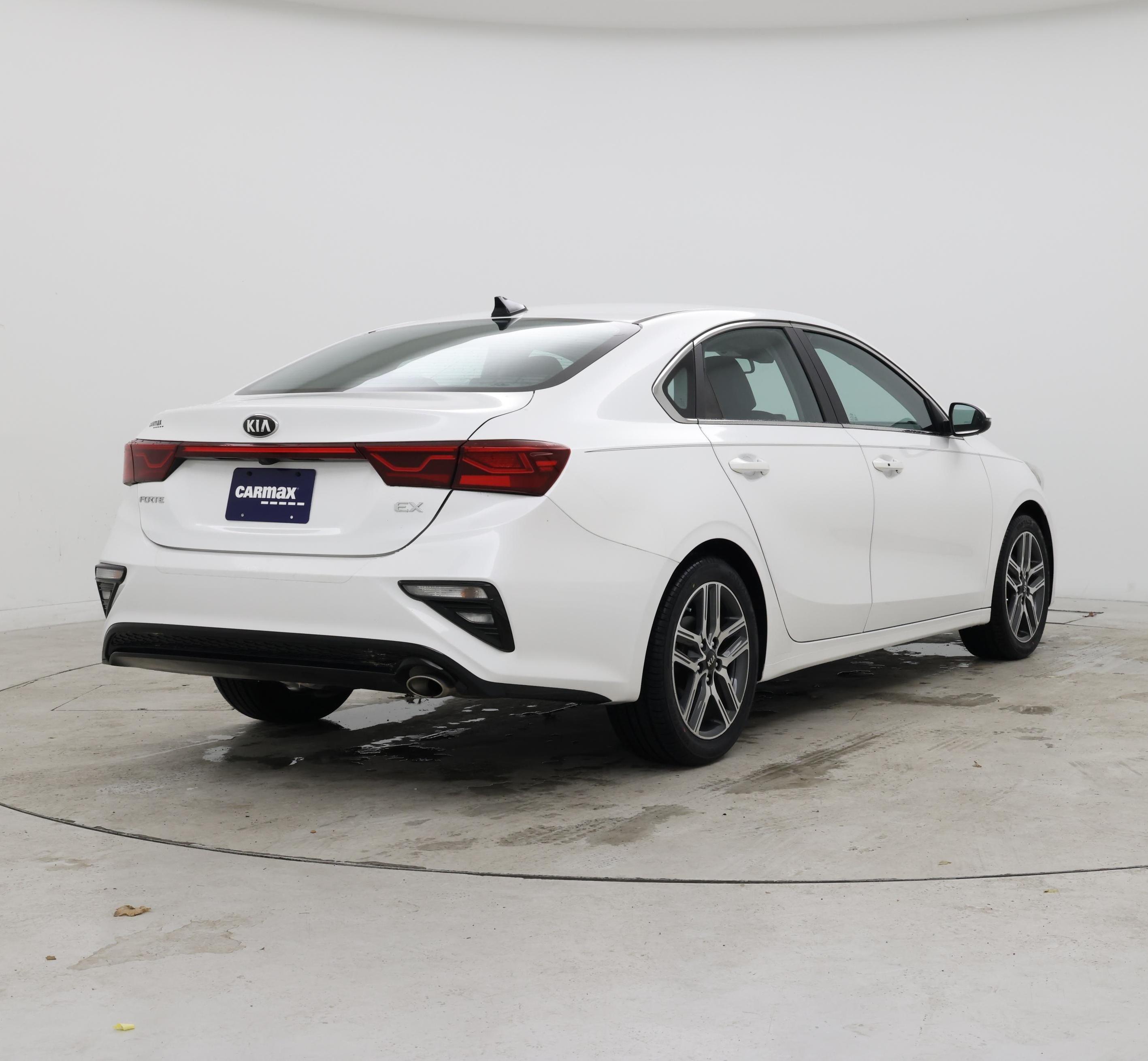 Thumbnail: 2021 Kia Forte - 8