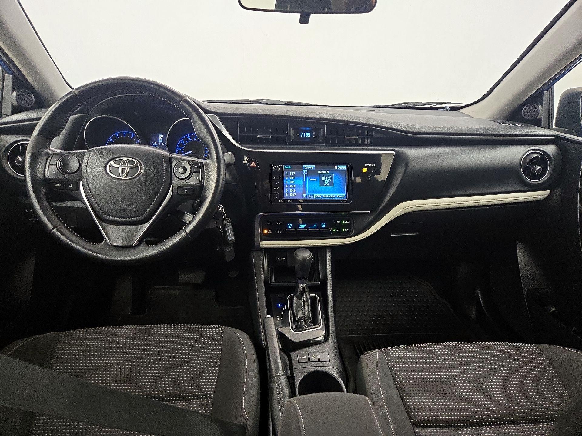 Thumbnail: 2018 Toyota Corolla iM - 9