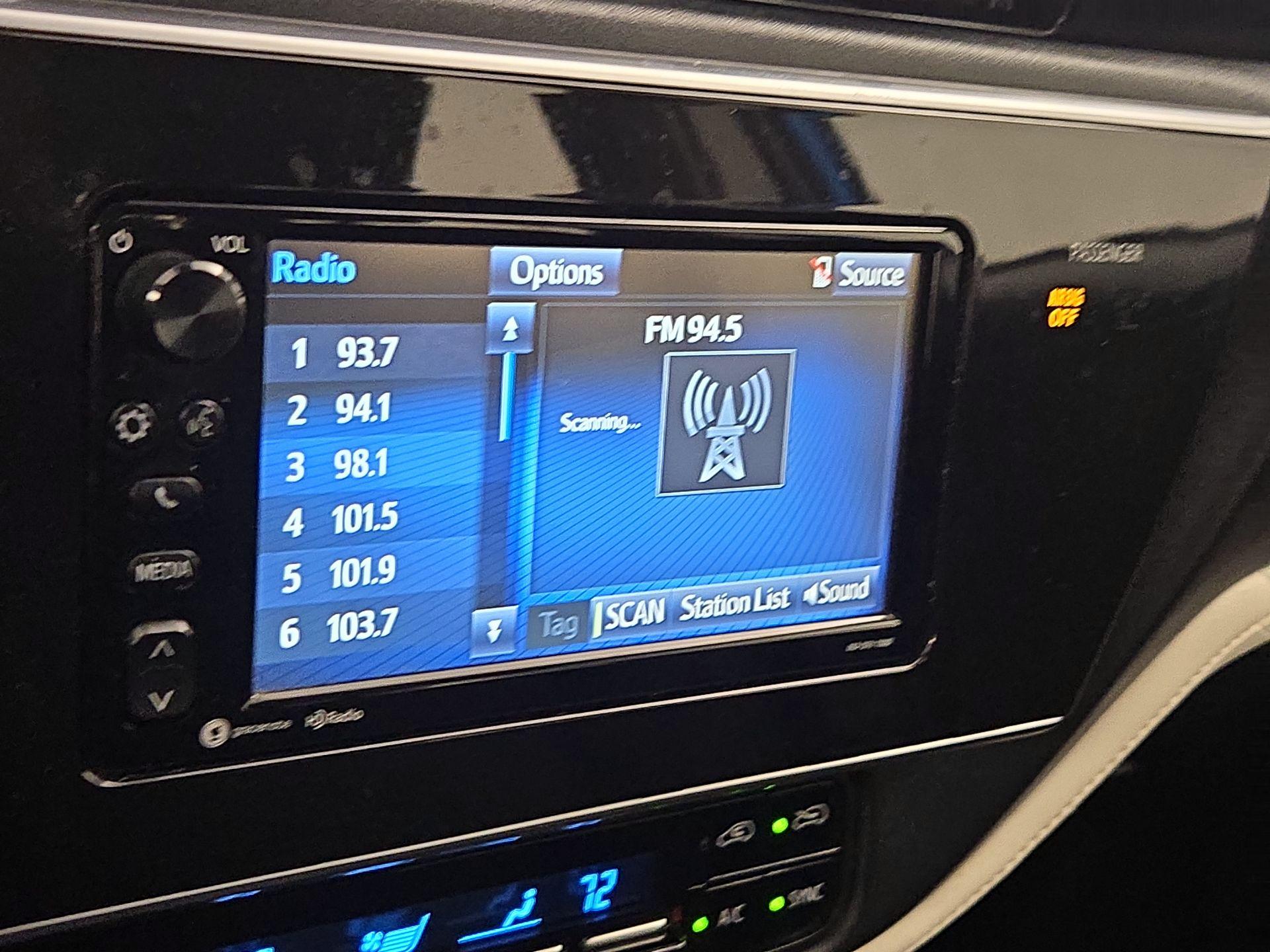 Thumbnail: 2018 Toyota Corolla iM - 15