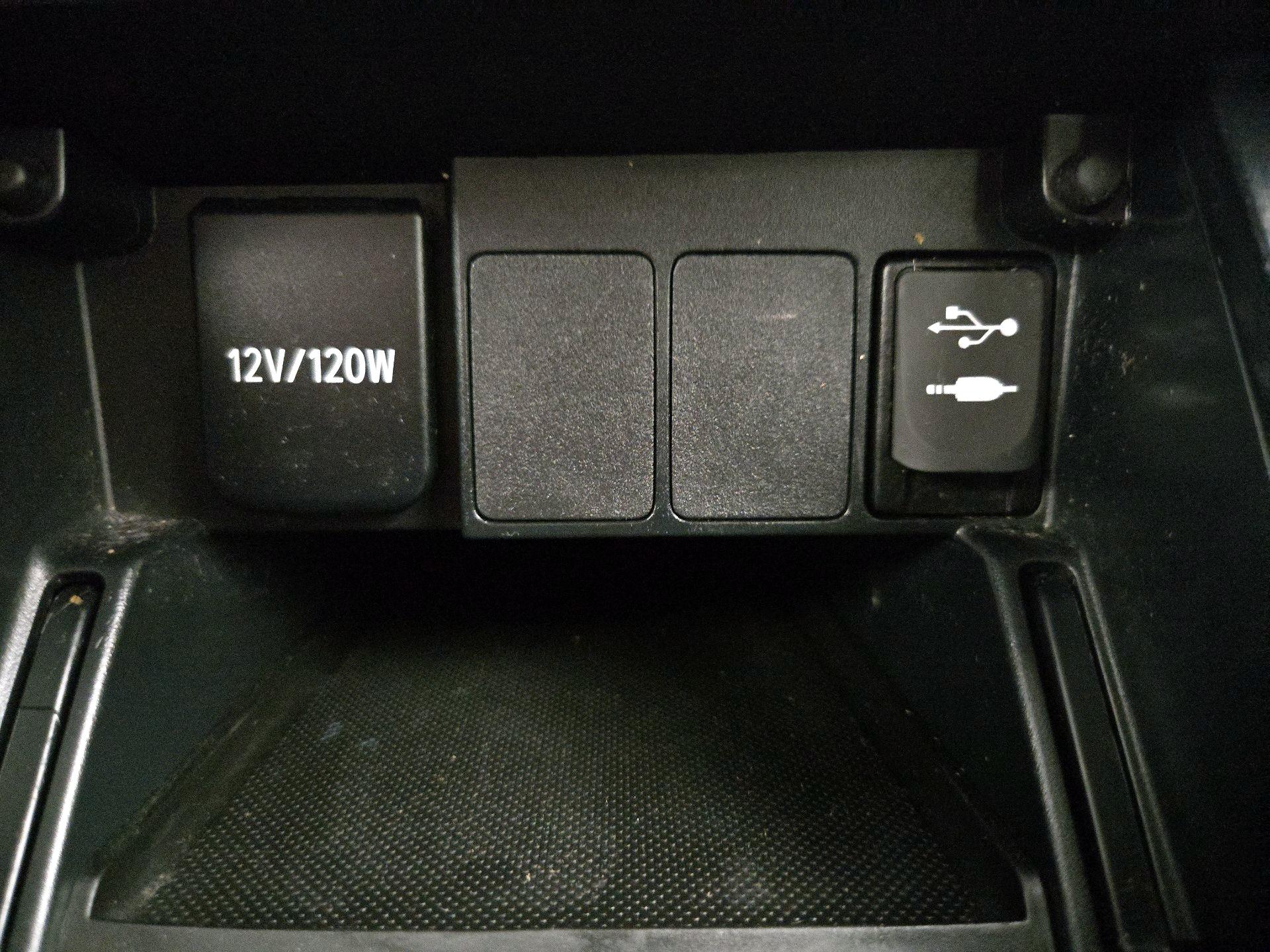 Thumbnail: 2018 Toyota Corolla iM - 18