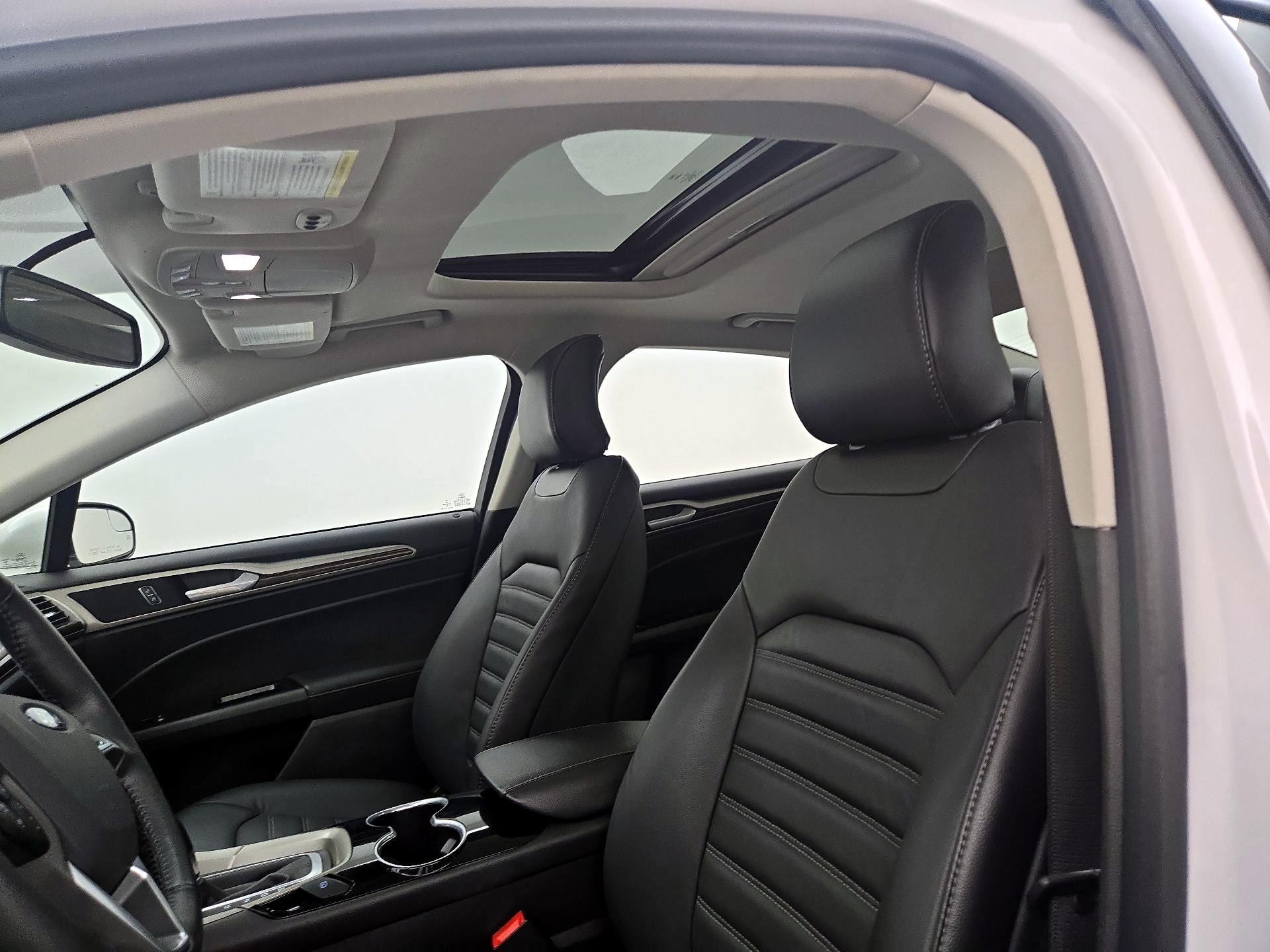 Thumbnail: 2016 Ford Fusion - 20