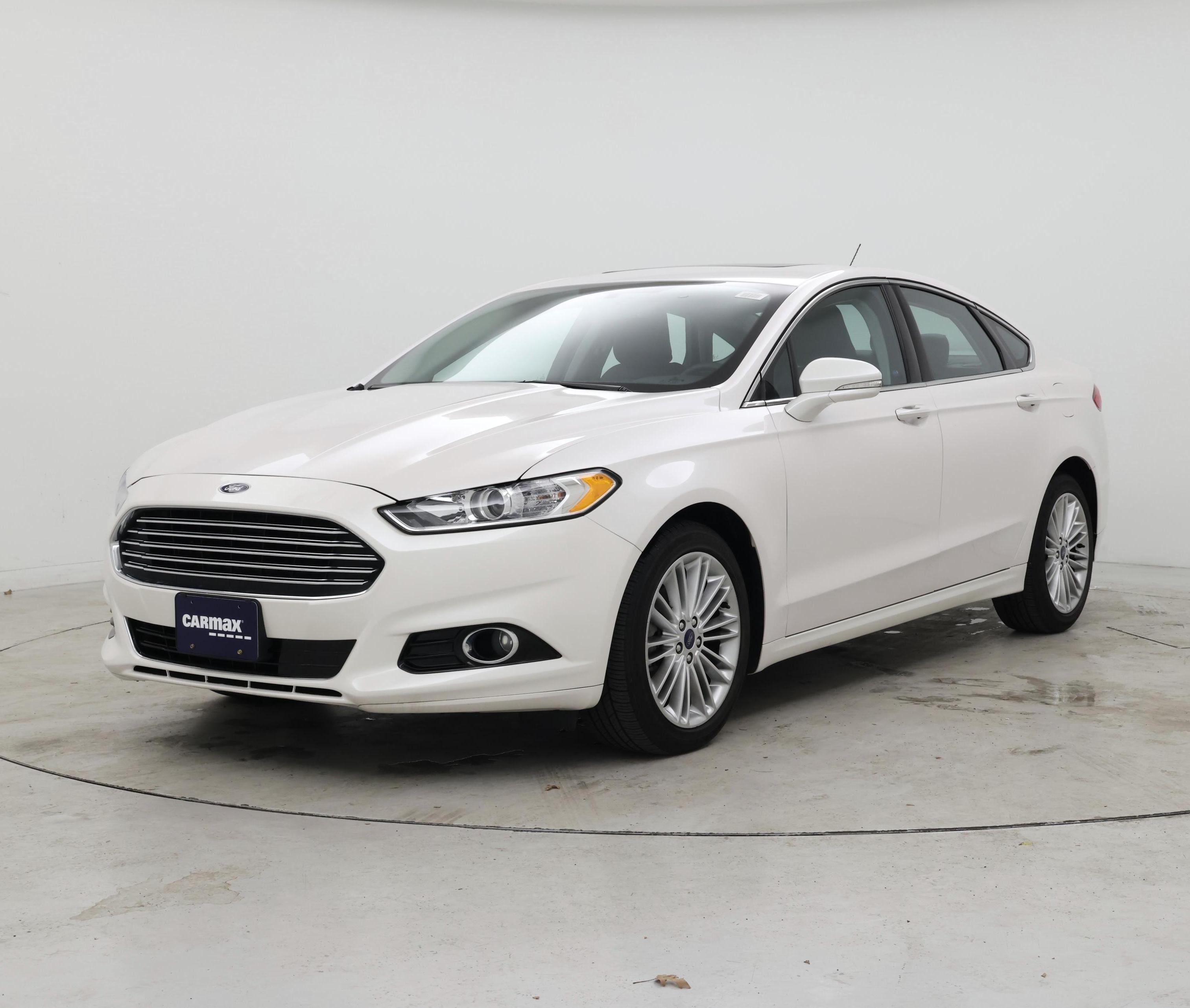 Thumbnail: 2016 Ford Fusion - 4