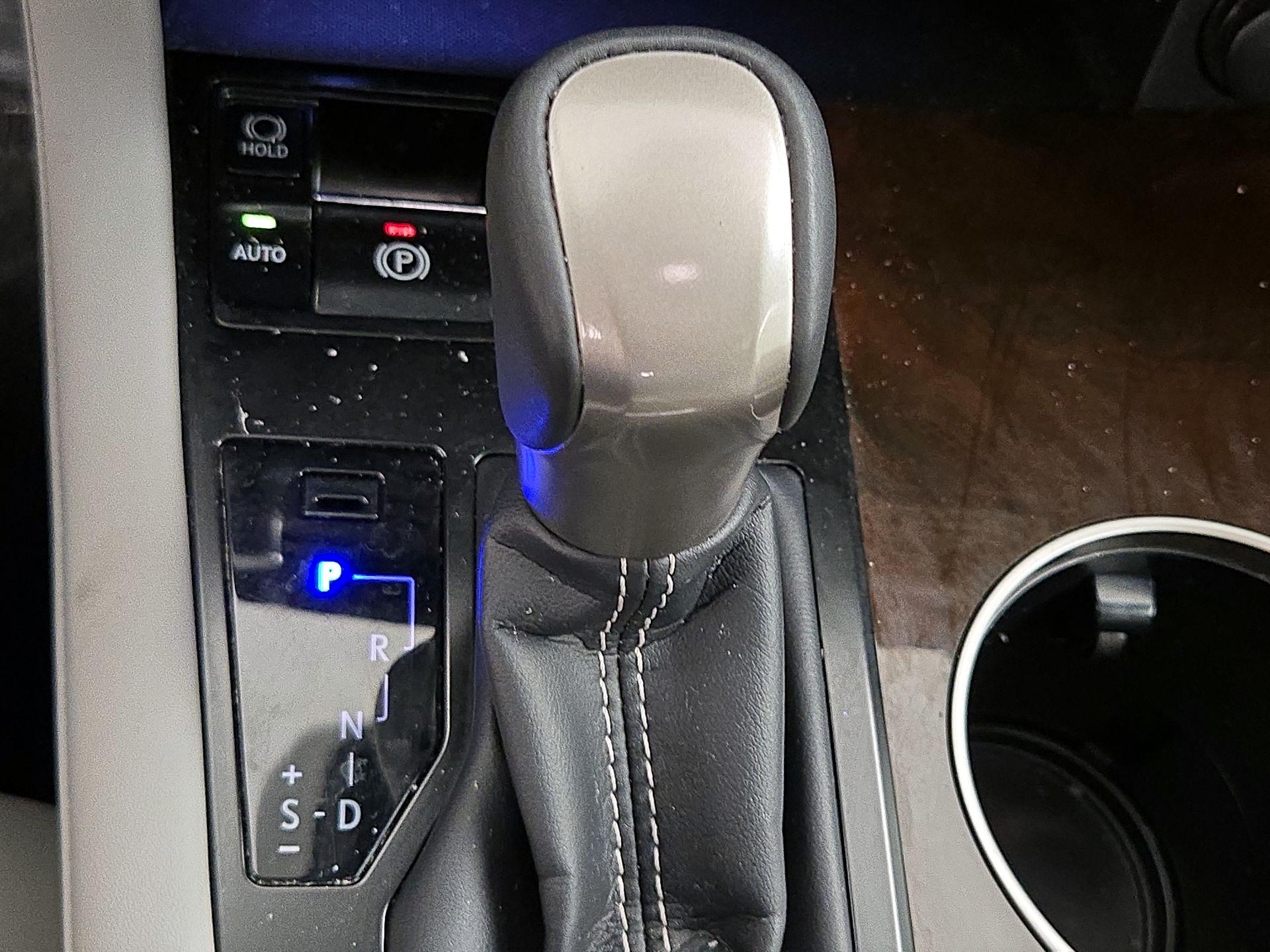 Thumbnail: 2019 Lexus RX - 17