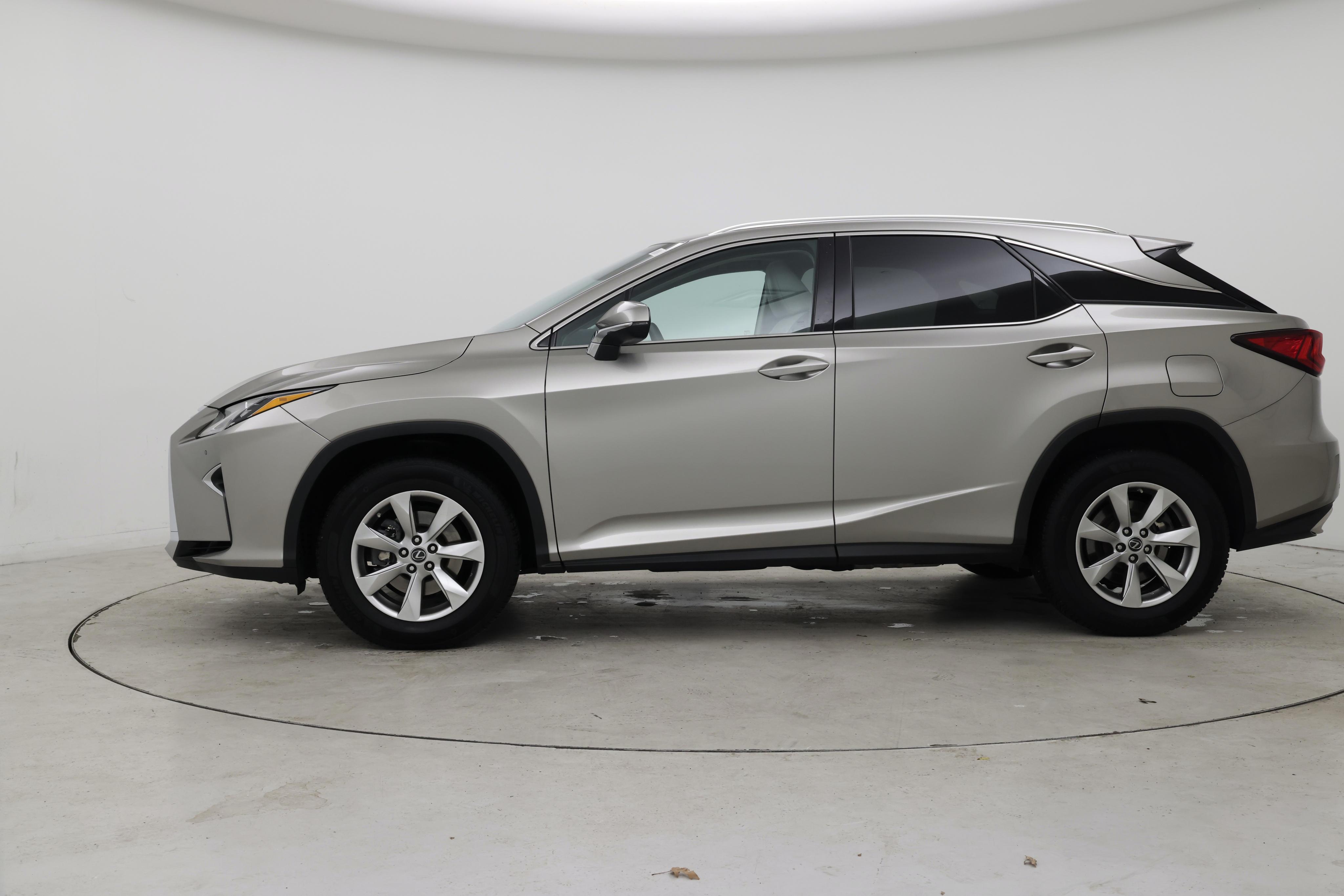 Thumbnail: 2019 Lexus RX - 3