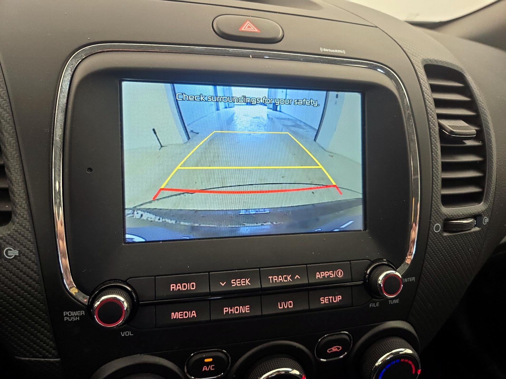 Thumbnail: 2017 Kia Forte - 14