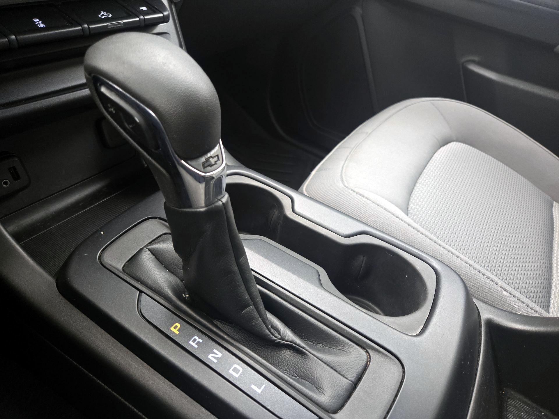 Thumbnail: 2022 Chevrolet Colorado - 17