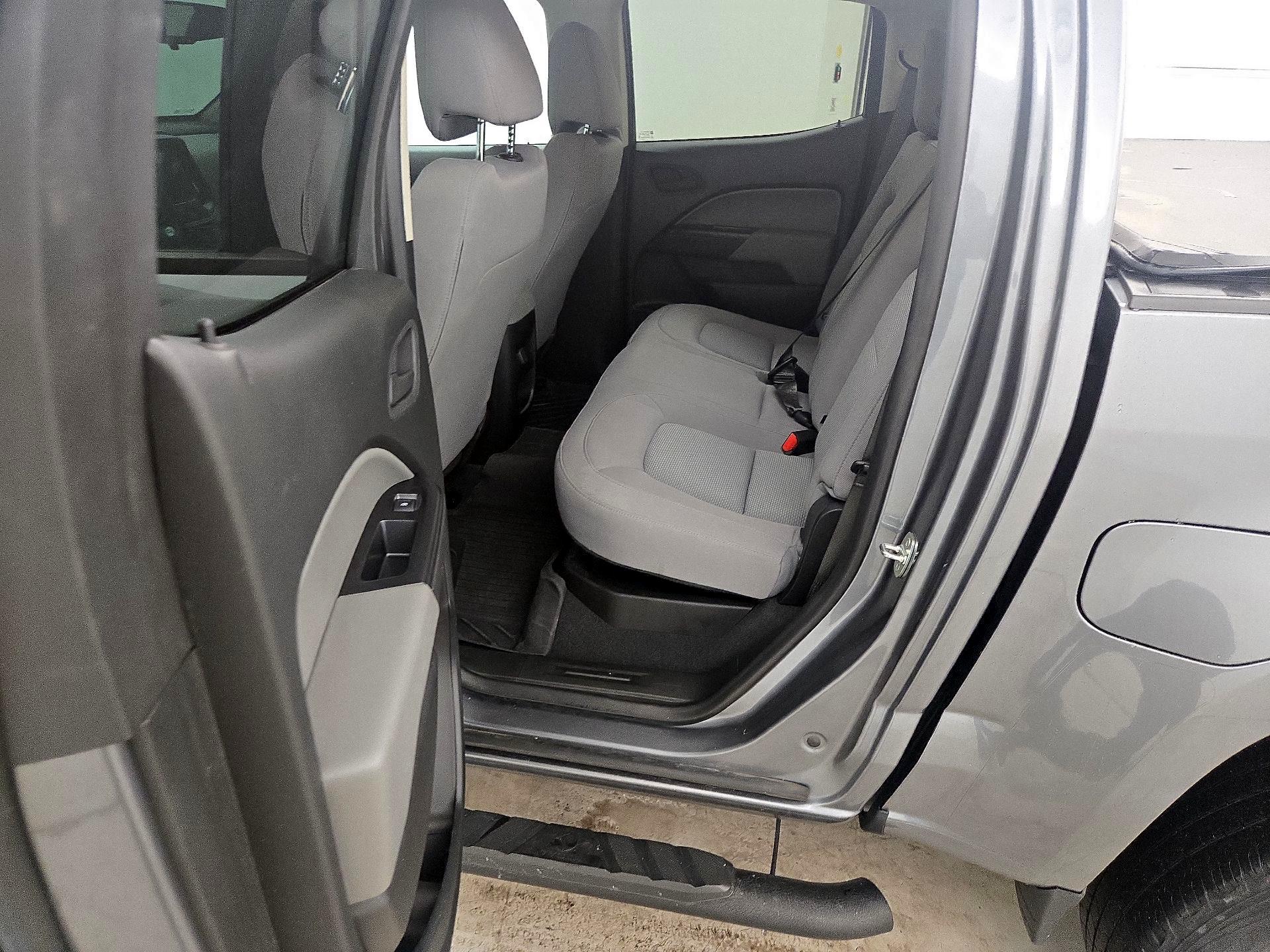 Thumbnail: 2022 Chevrolet Colorado - 19