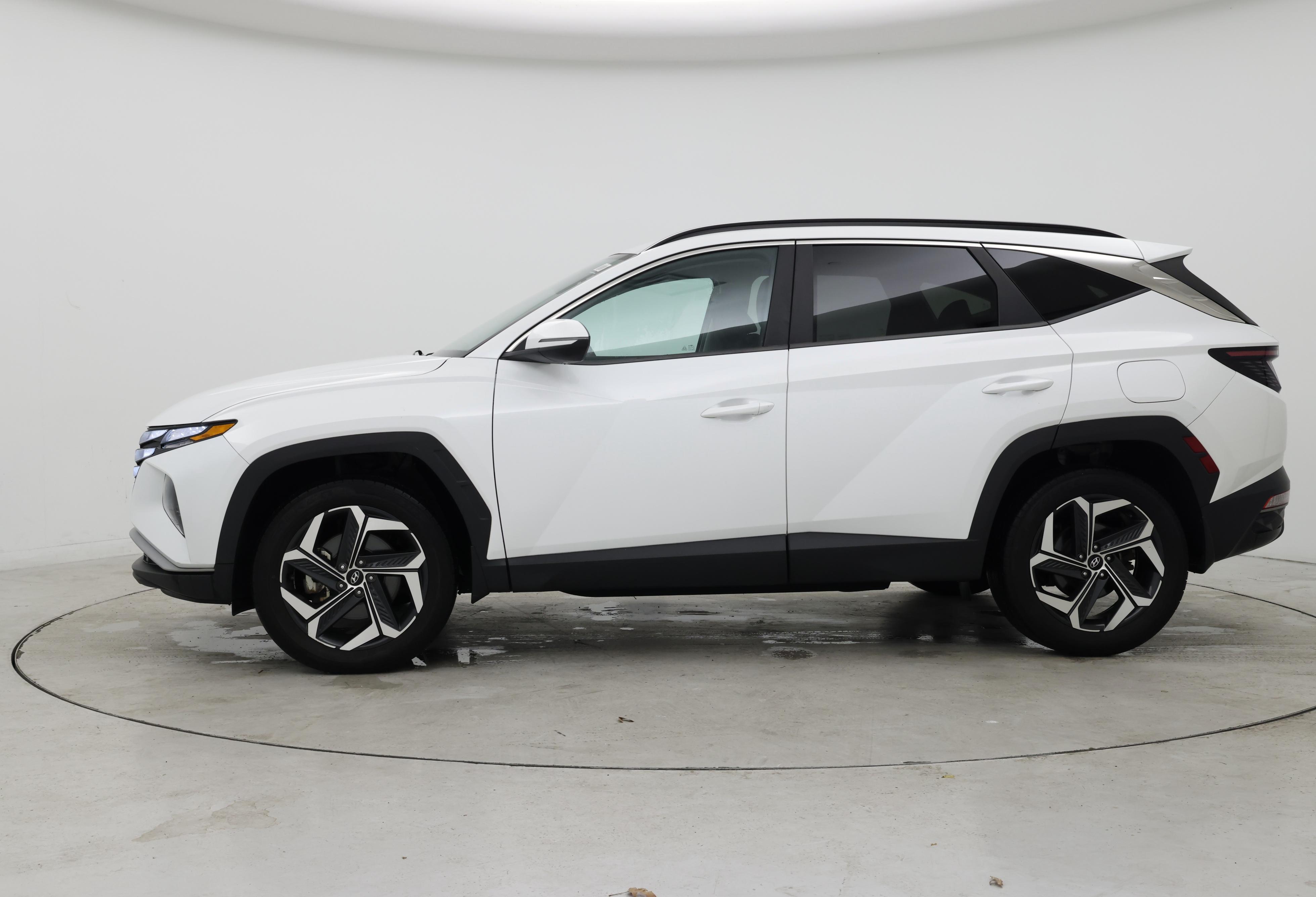 Thumbnail: 2022 Hyundai Tucson - 3