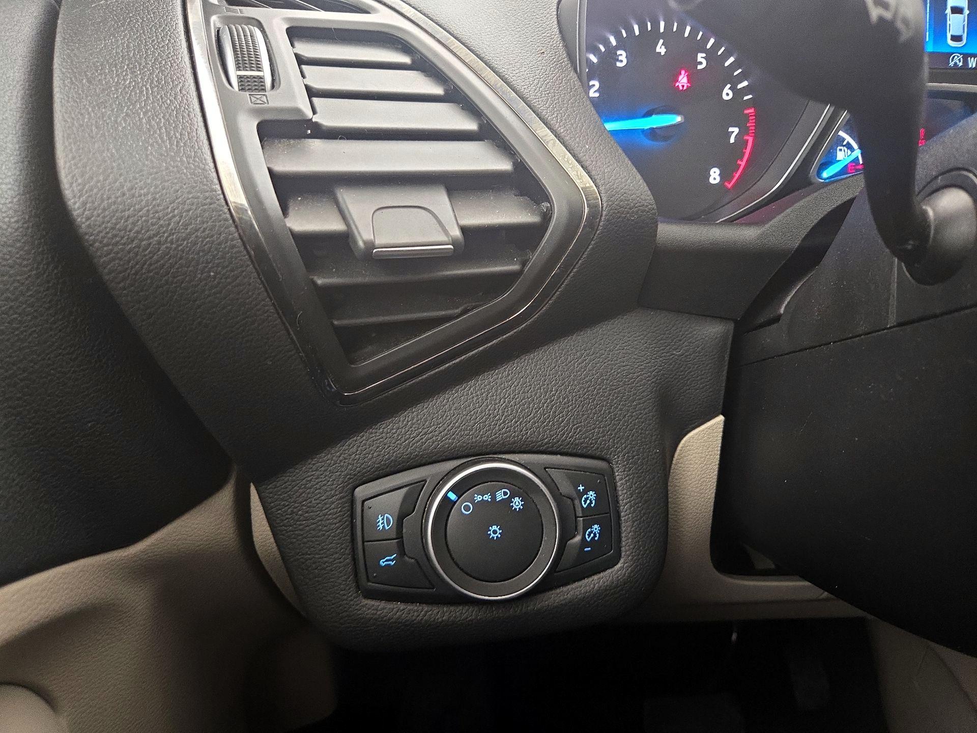 Thumbnail: 2018 Ford Escape - 13