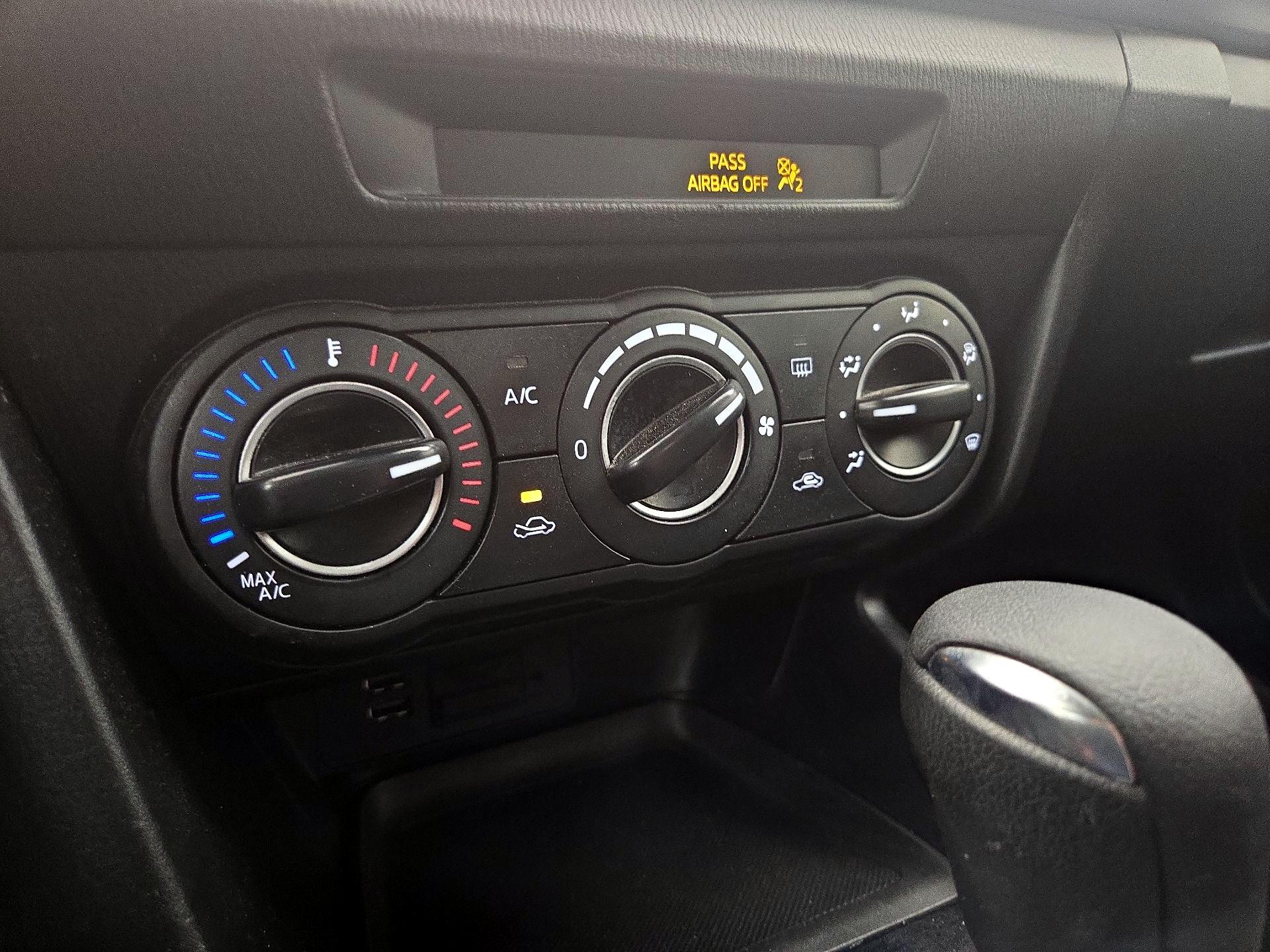 Thumbnail: 2018 Mazda Mazda3 - 16