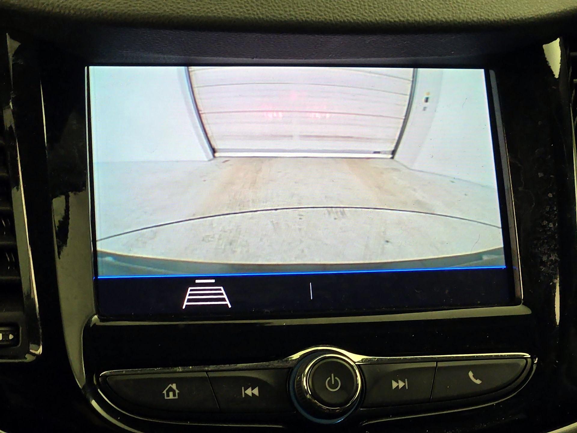 Thumbnail: 2020 Chevrolet Trax - 14