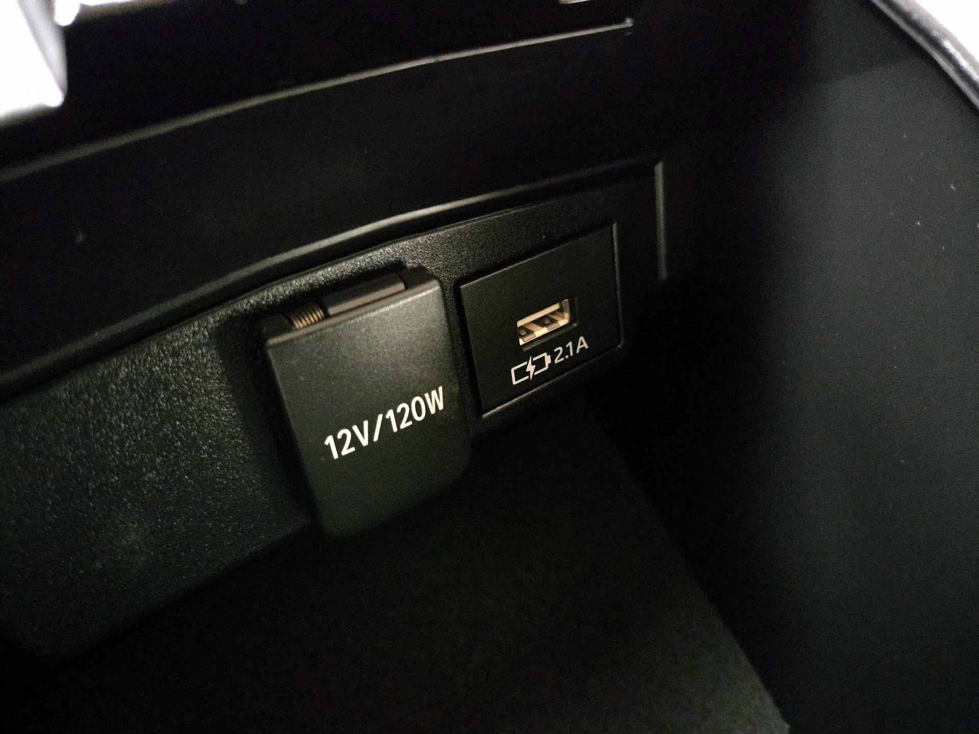 Thumbnail: 2020 Toyota Corolla - 18