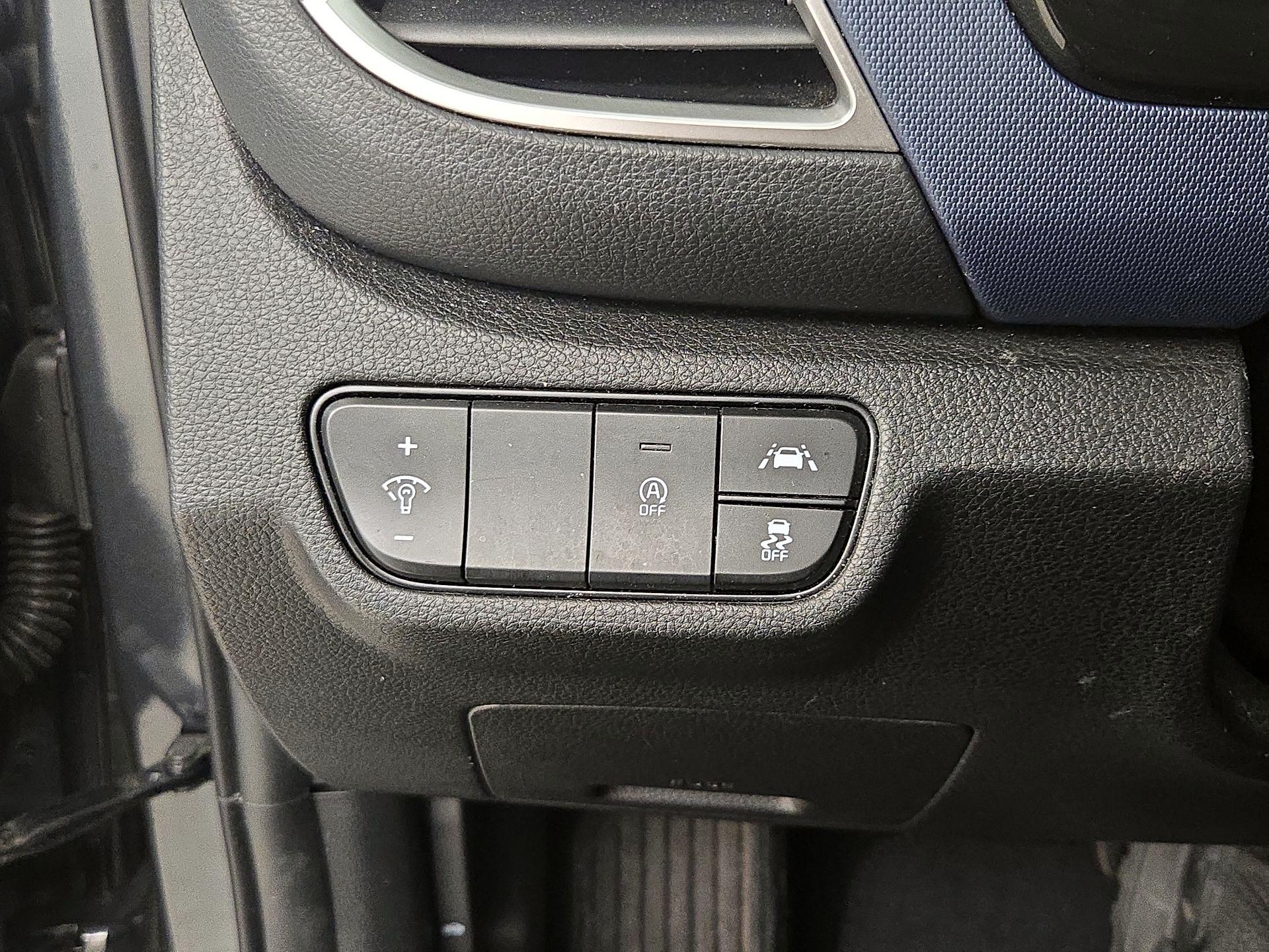 Thumbnail: 2023 Kia Seltos - 13