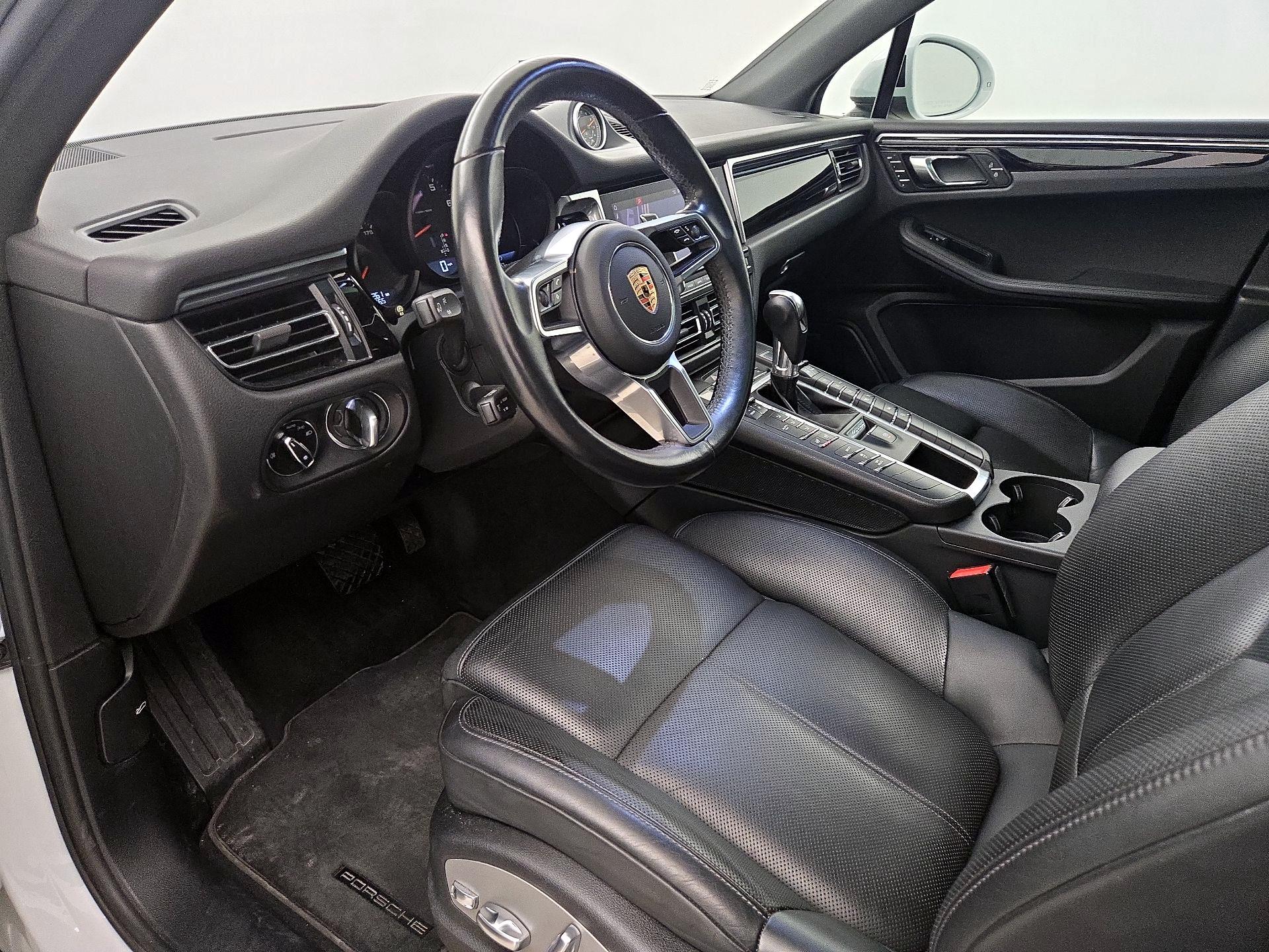 Thumbnail: 2019 Porsche Macan - 11