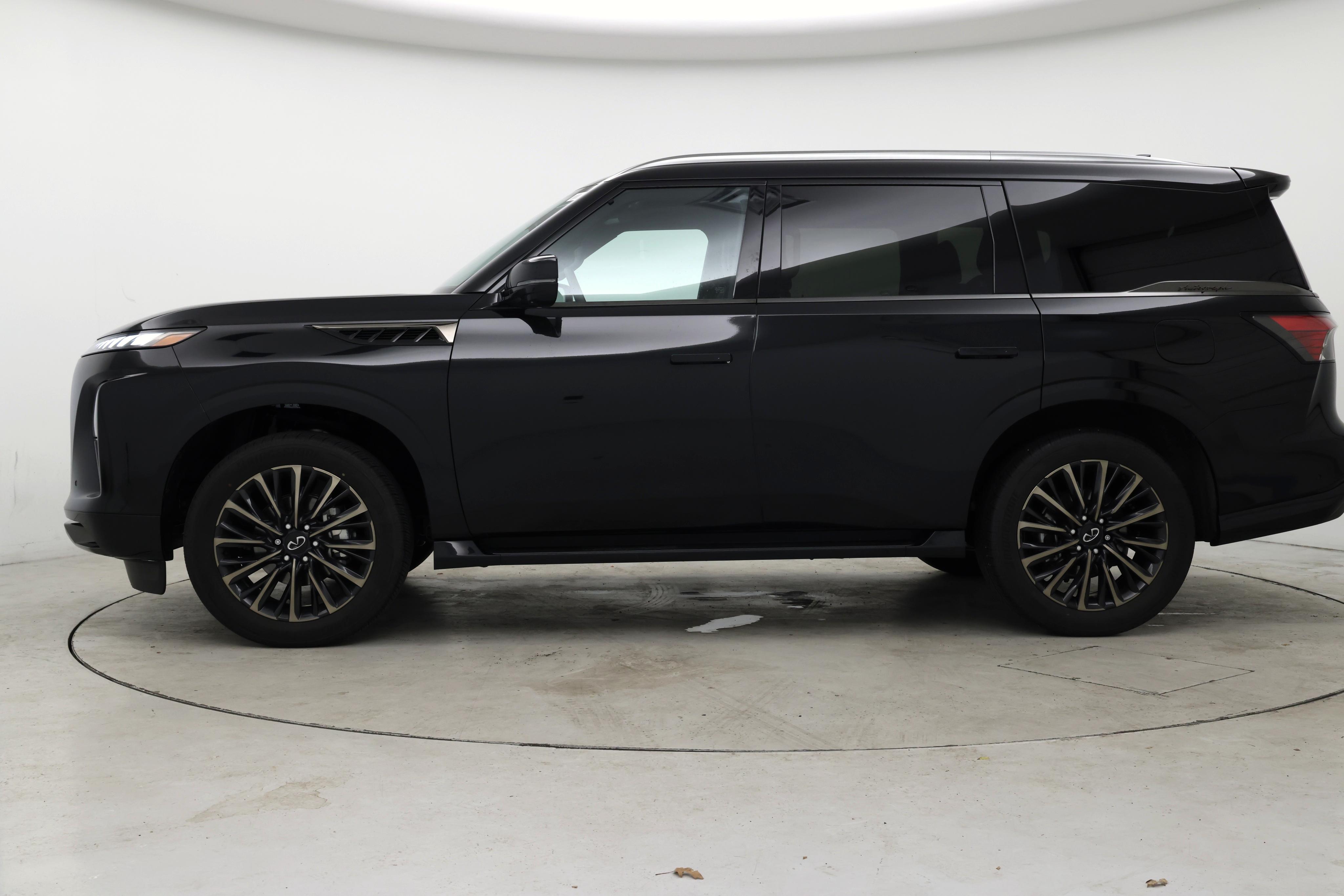 Thumbnail: 2025 INFINITI QX80 - 3