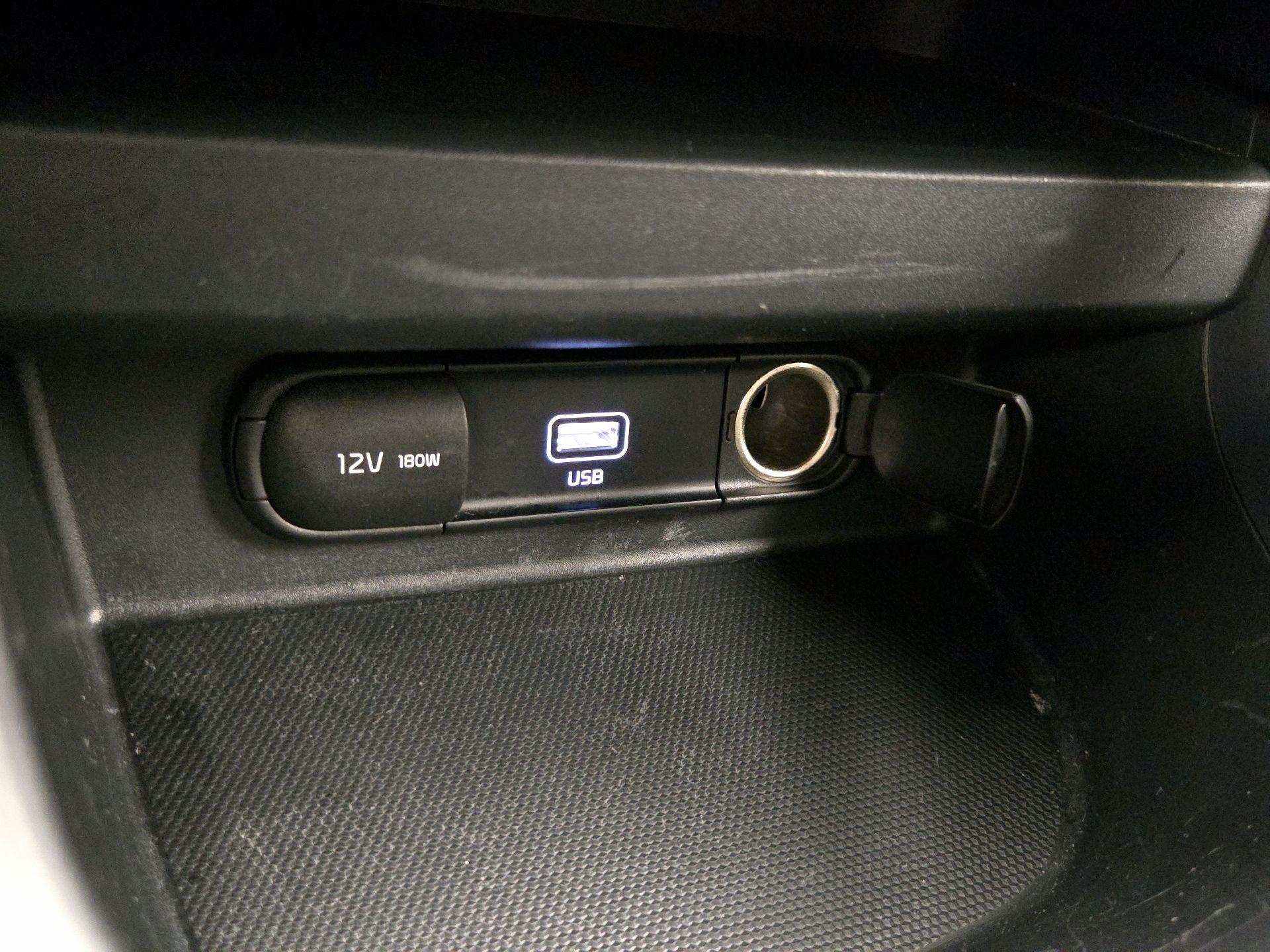 Thumbnail: 2021 Kia Seltos - 18