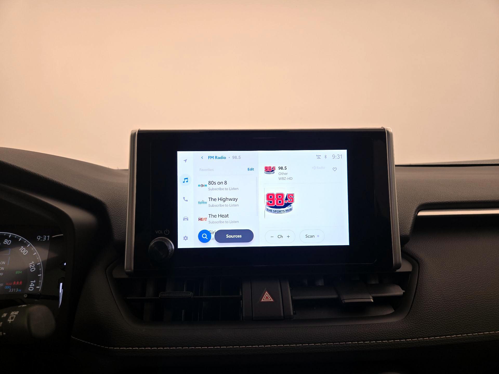 Thumbnail: 2025 Toyota RAV4 - 15