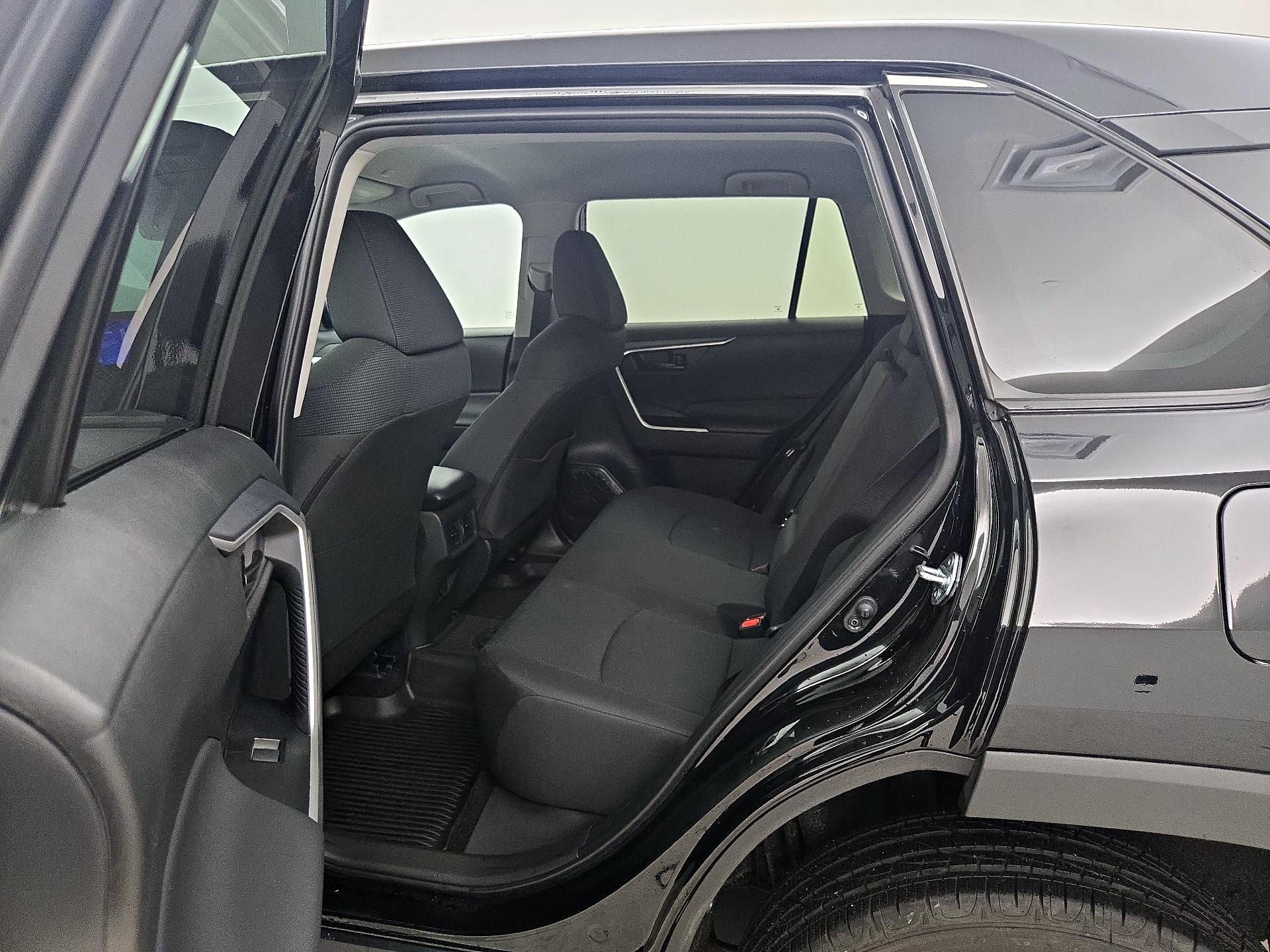 Thumbnail: 2025 Toyota RAV4 - 19