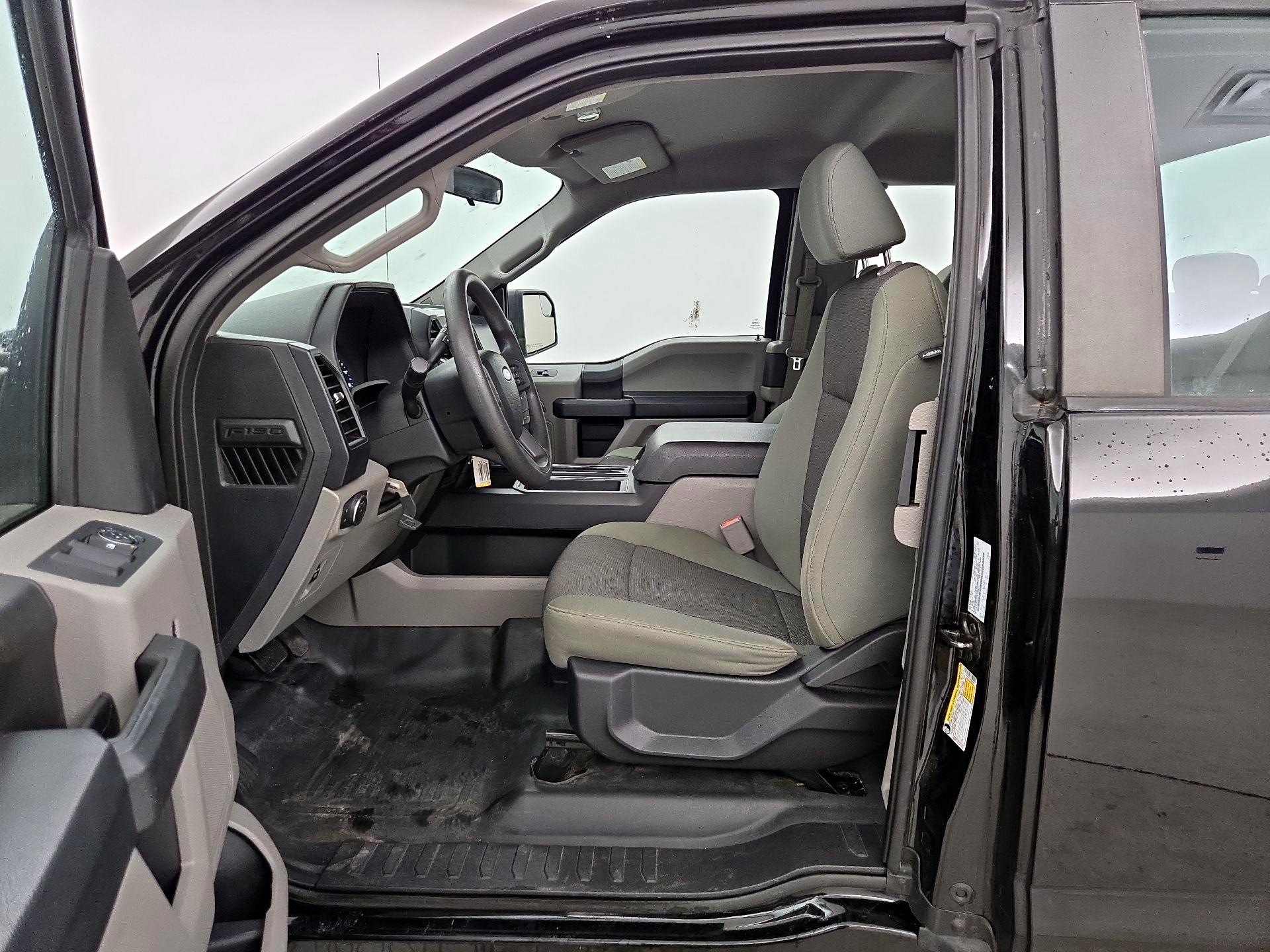 Thumbnail: 2016 Ford F-150 - 11