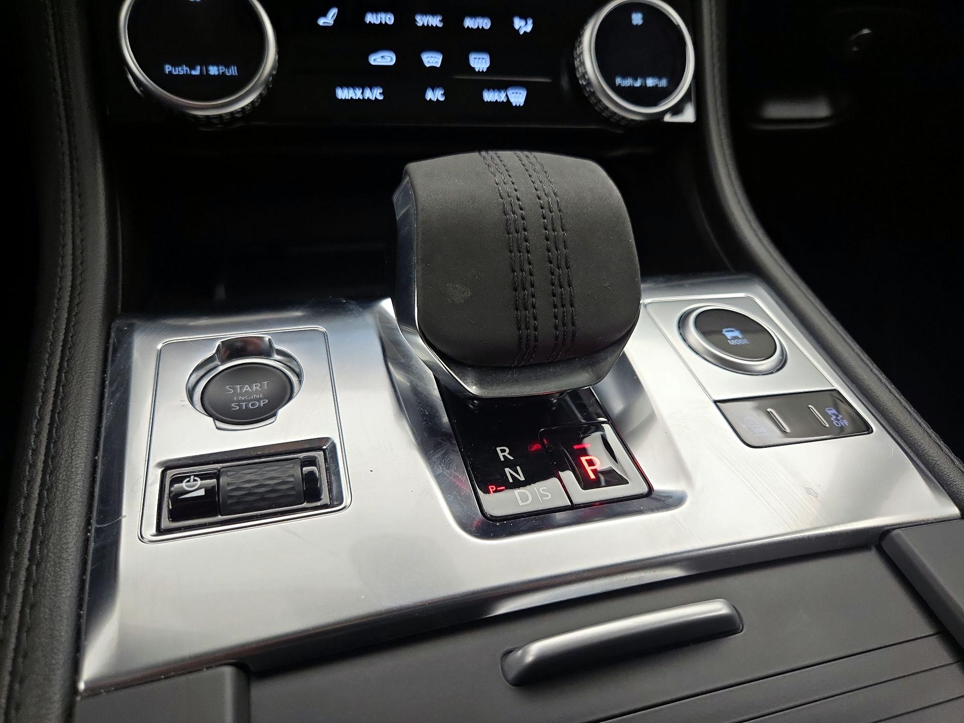 Thumbnail: 2021 Jaguar F-Pace - 17