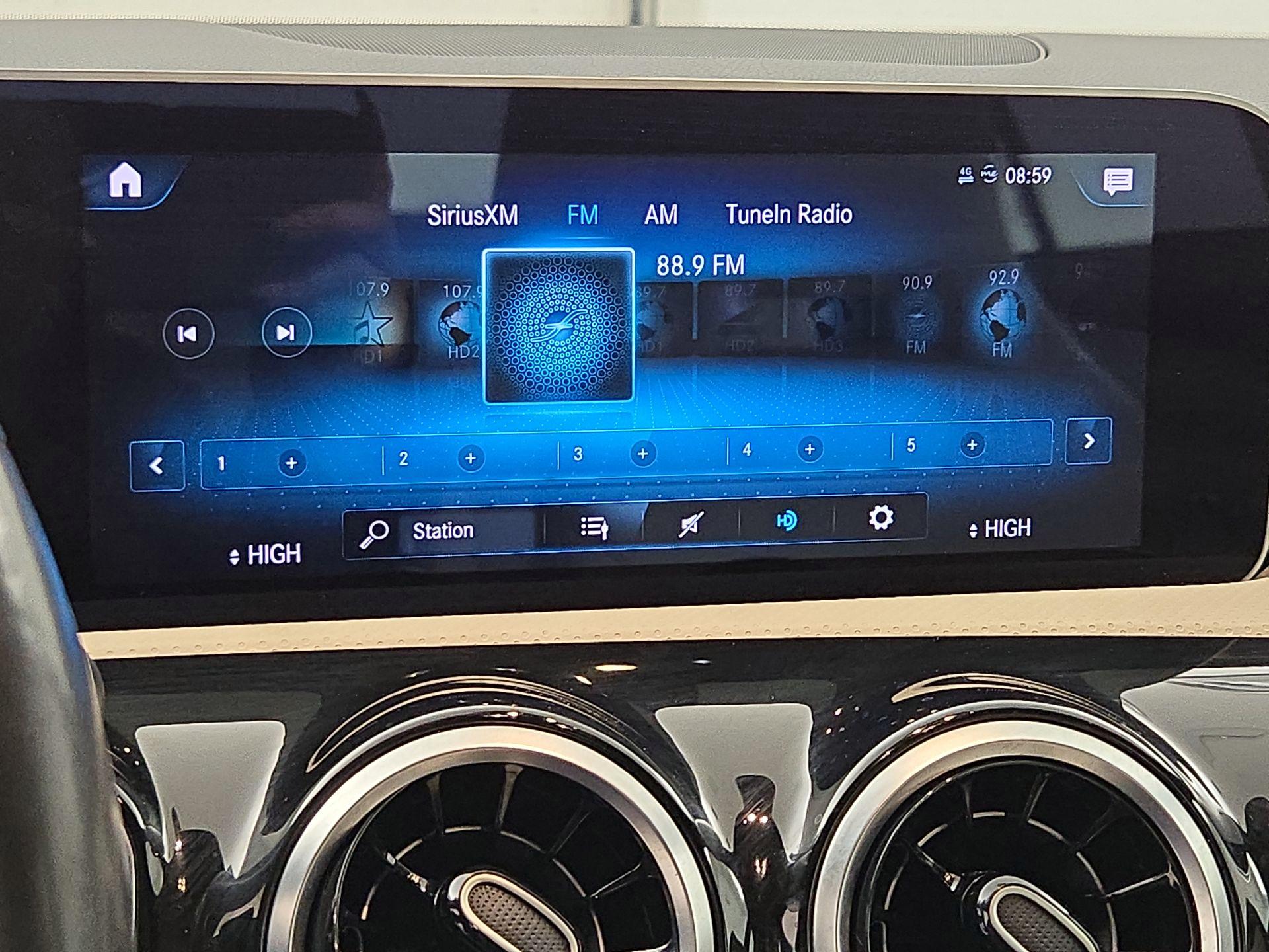 Thumbnail: 2020 Mercedes-Benz CLA - 15