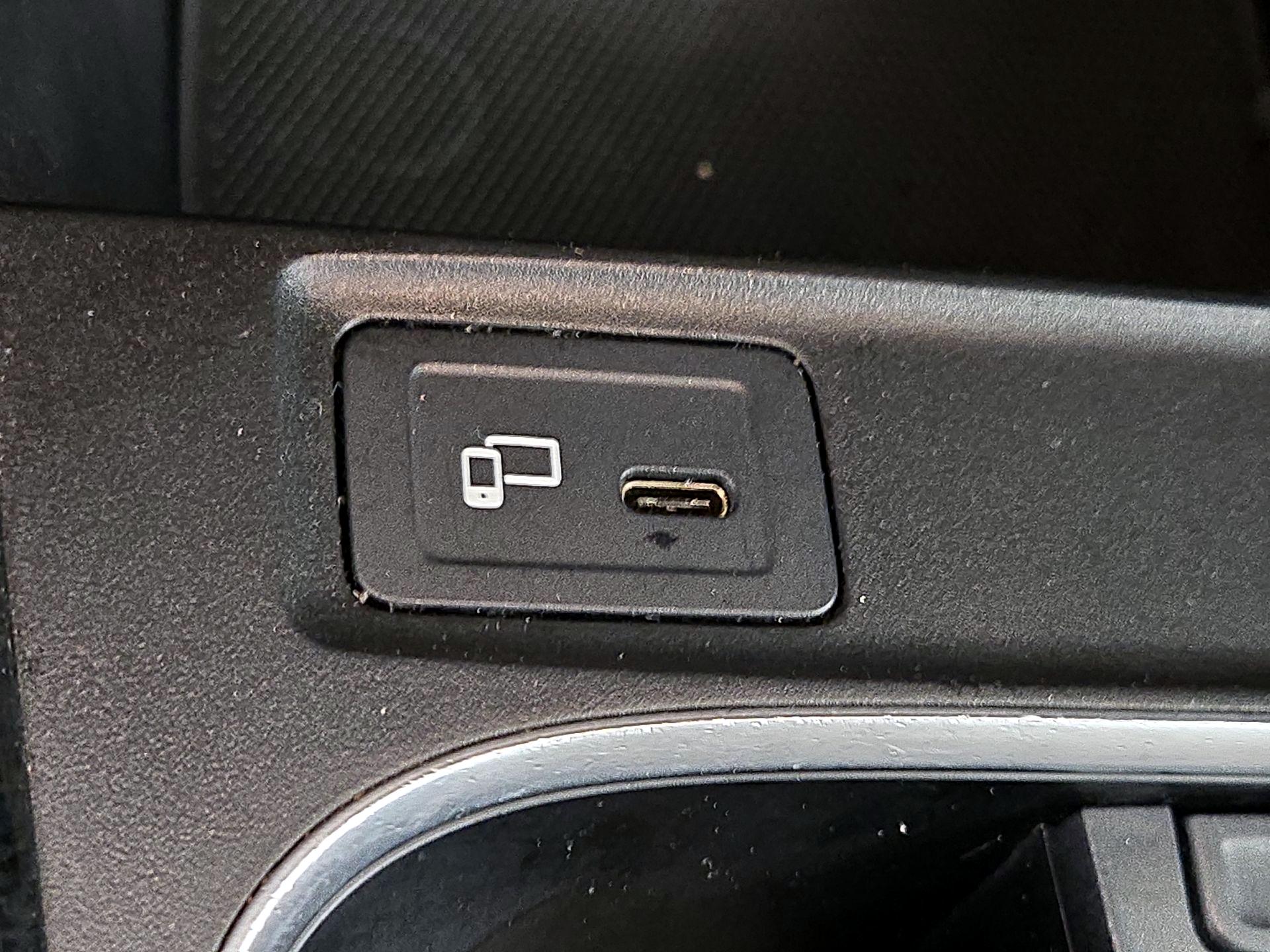 Thumbnail: 2020 Mercedes-Benz CLA - 18