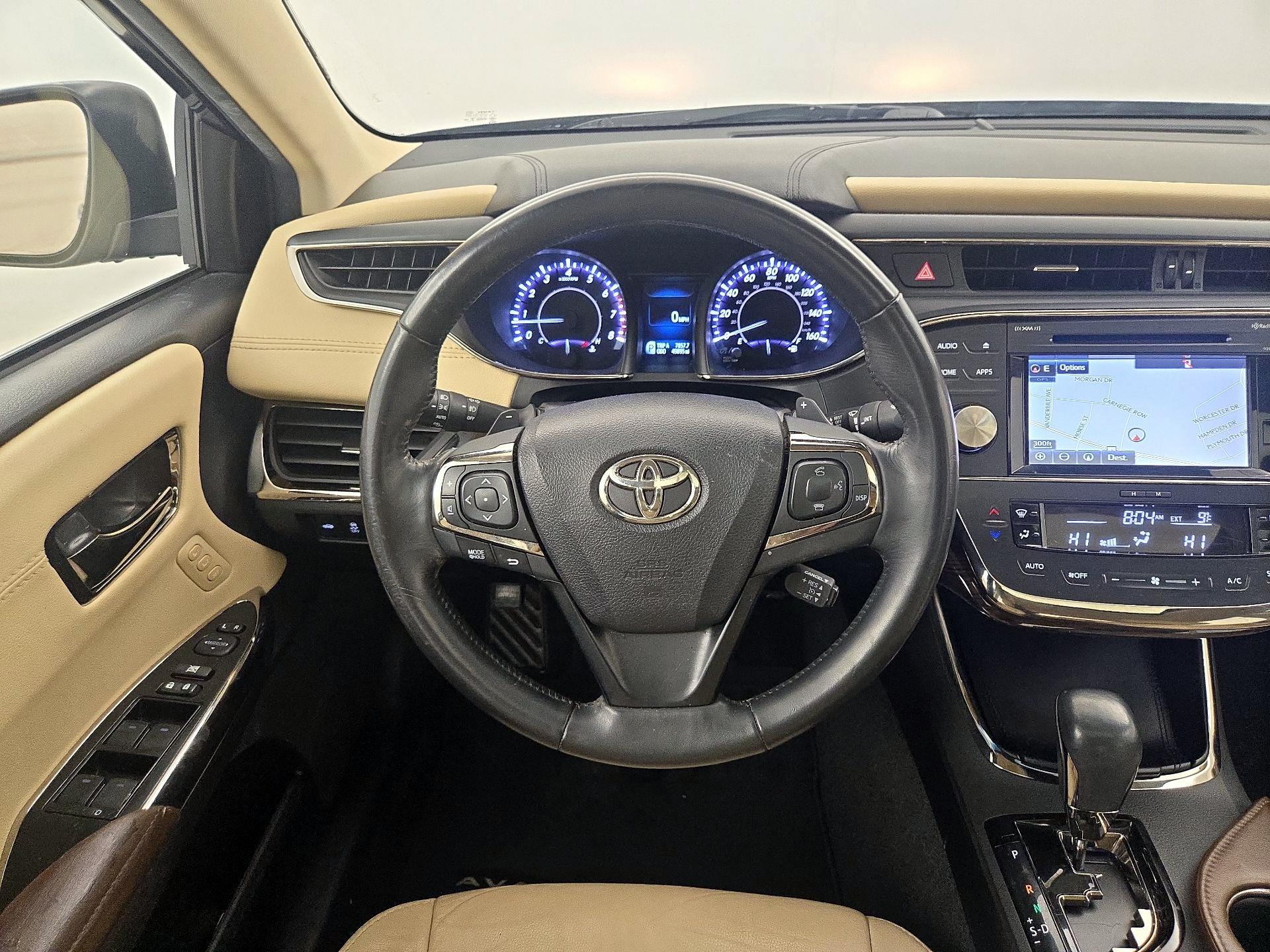 Thumbnail: 2015 Toyota Avalon - 10