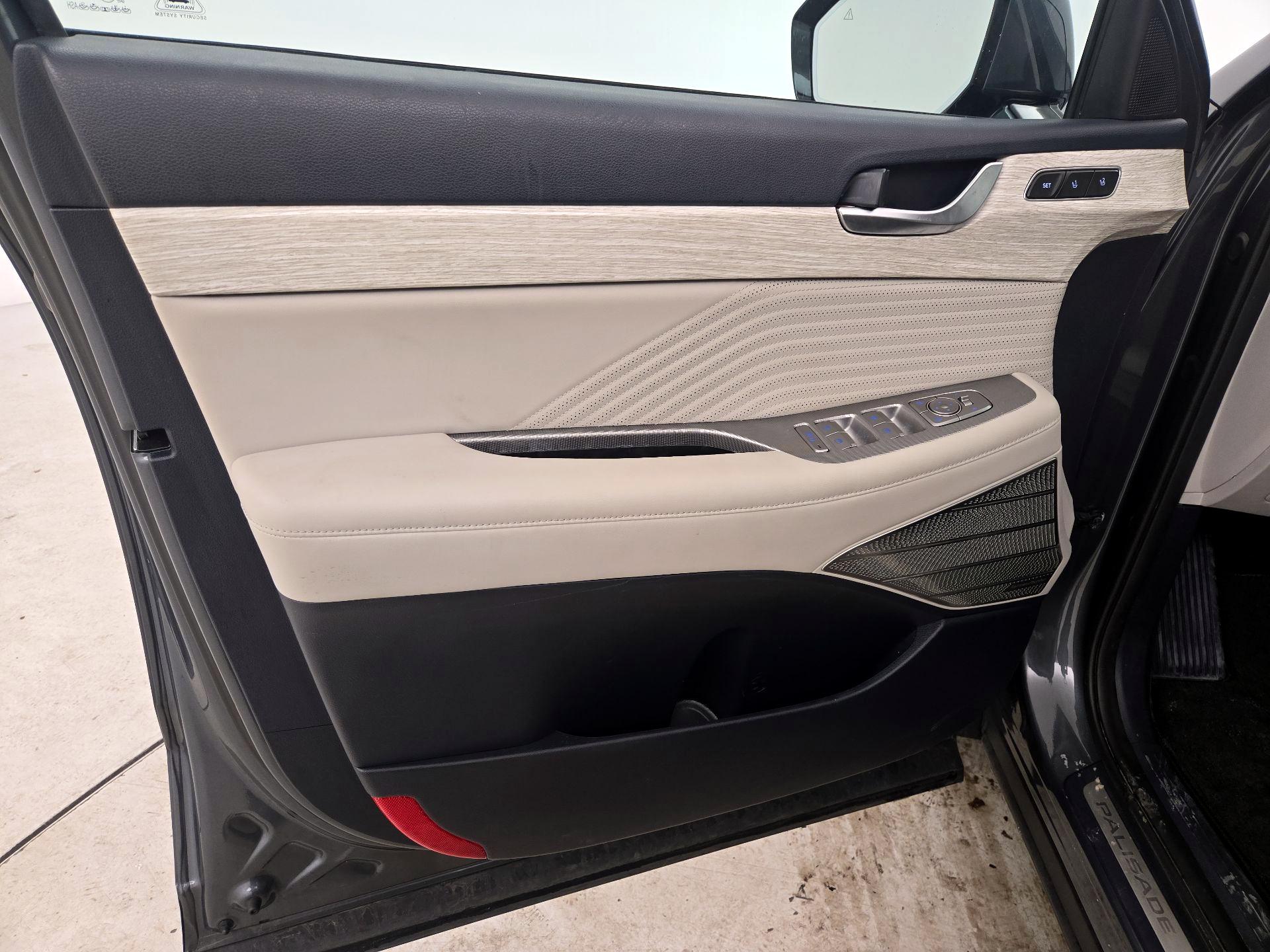 Thumbnail: 2023 Hyundai Palisade - 12