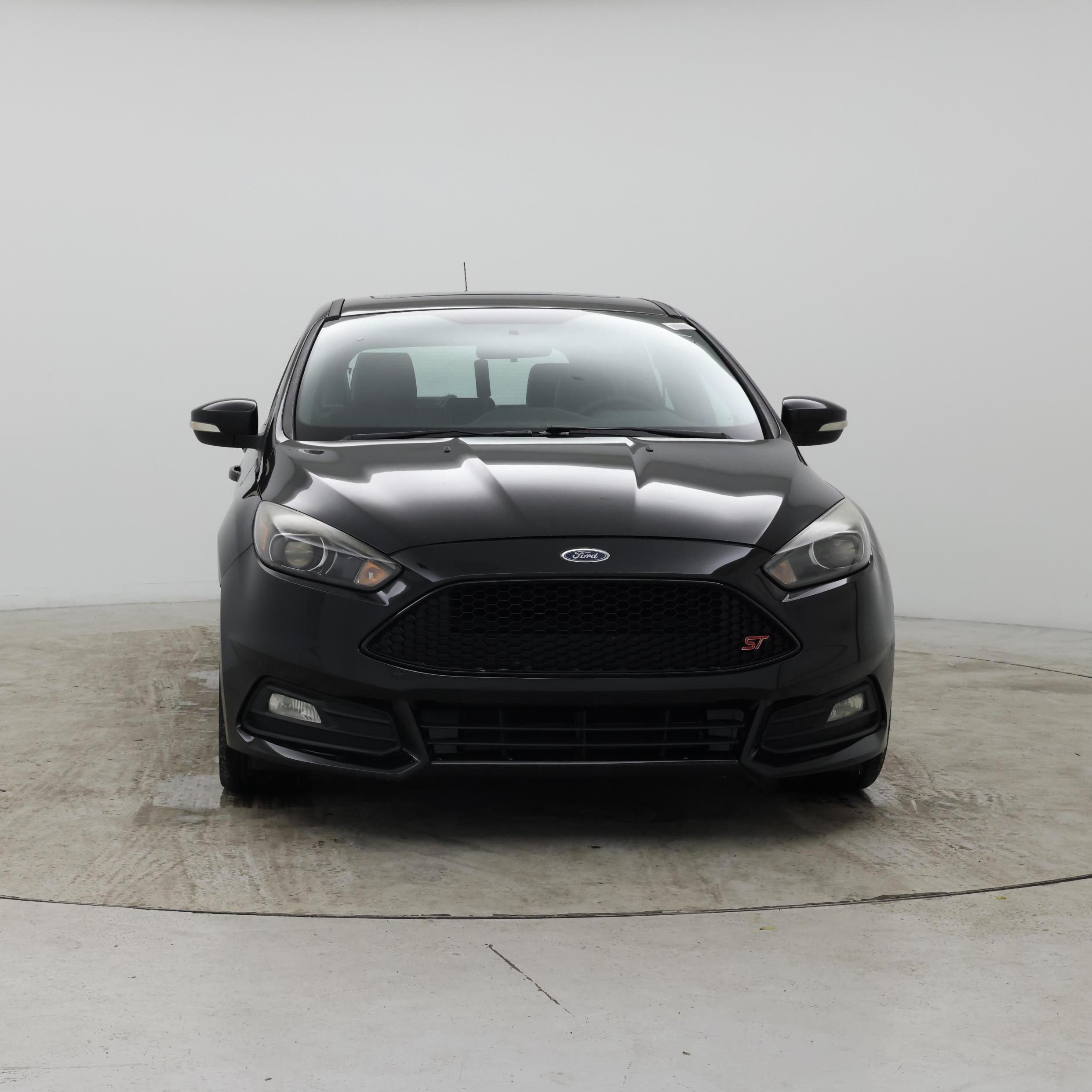 Thumbnail: 2015 Ford Focus - 5