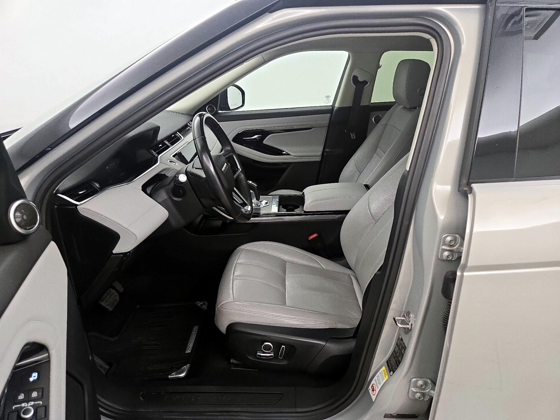 Thumbnail: 2022 Land Rover Range Rover Evoque - 11