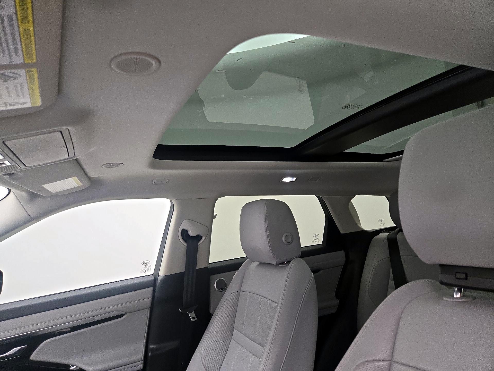 Thumbnail: 2022 Land Rover Range Rover Evoque - 20