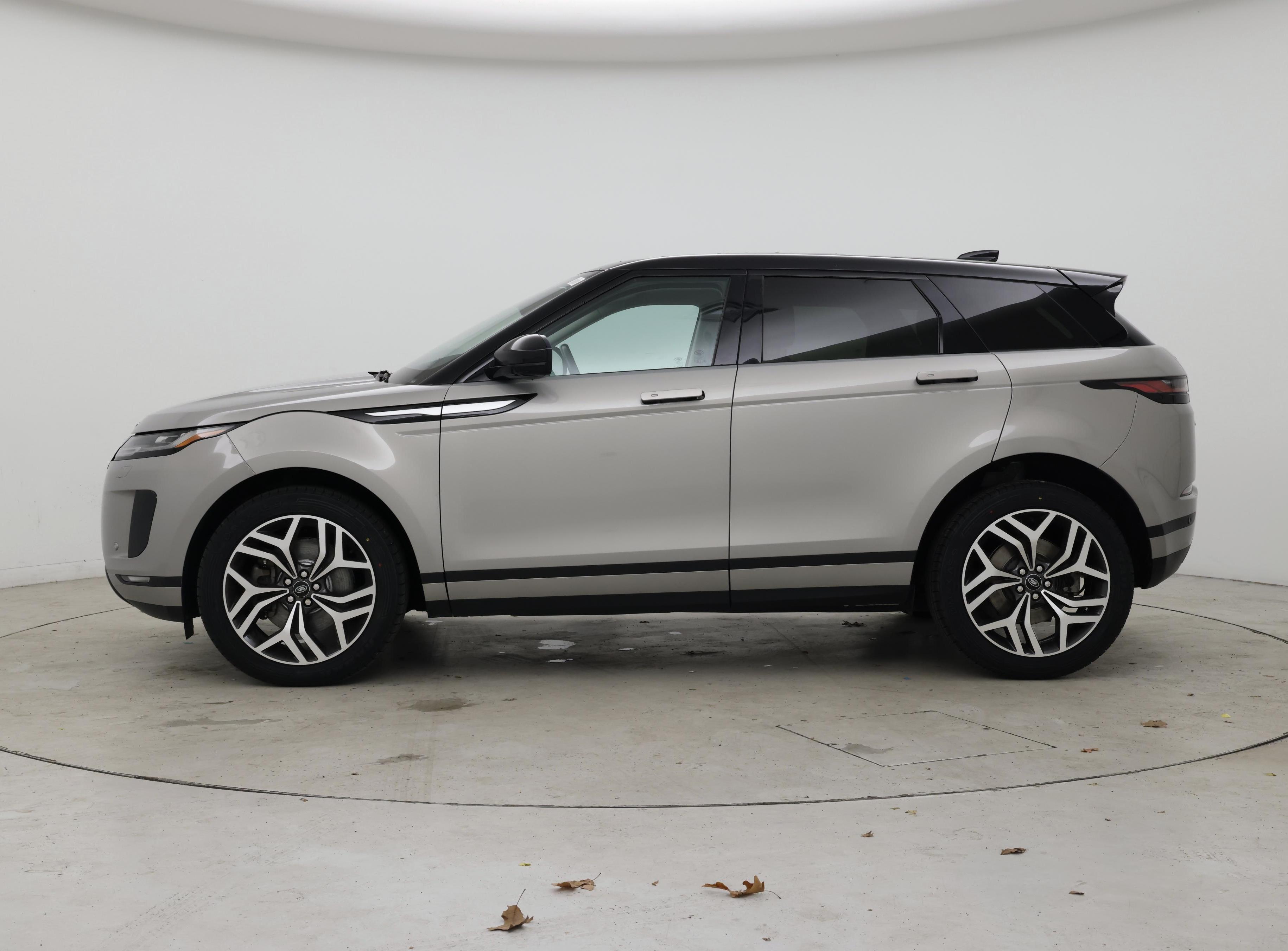 Thumbnail: 2022 Land Rover Range Rover Evoque - 3
