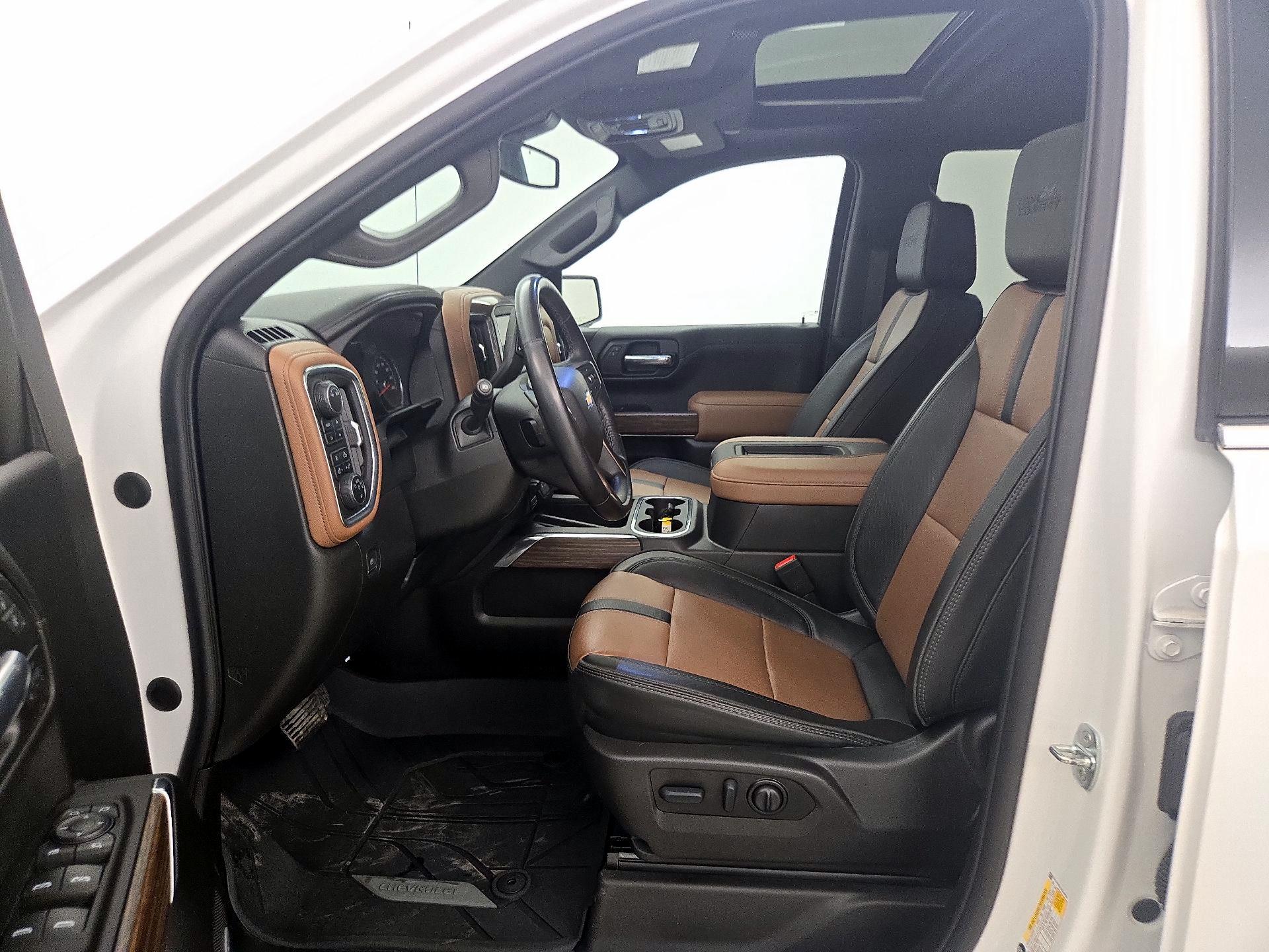 Thumbnail: 2022 Chevrolet Silverado 1500 - 11