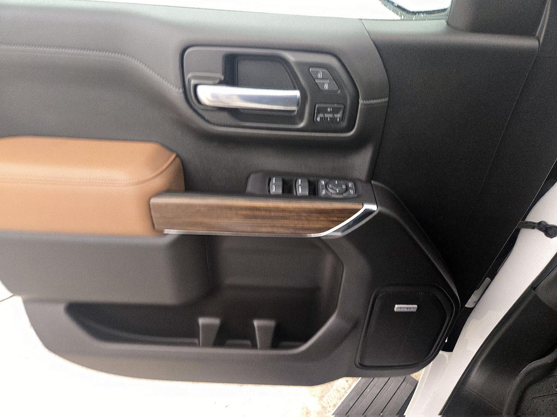 Thumbnail: 2022 Chevrolet Silverado 1500 - 12