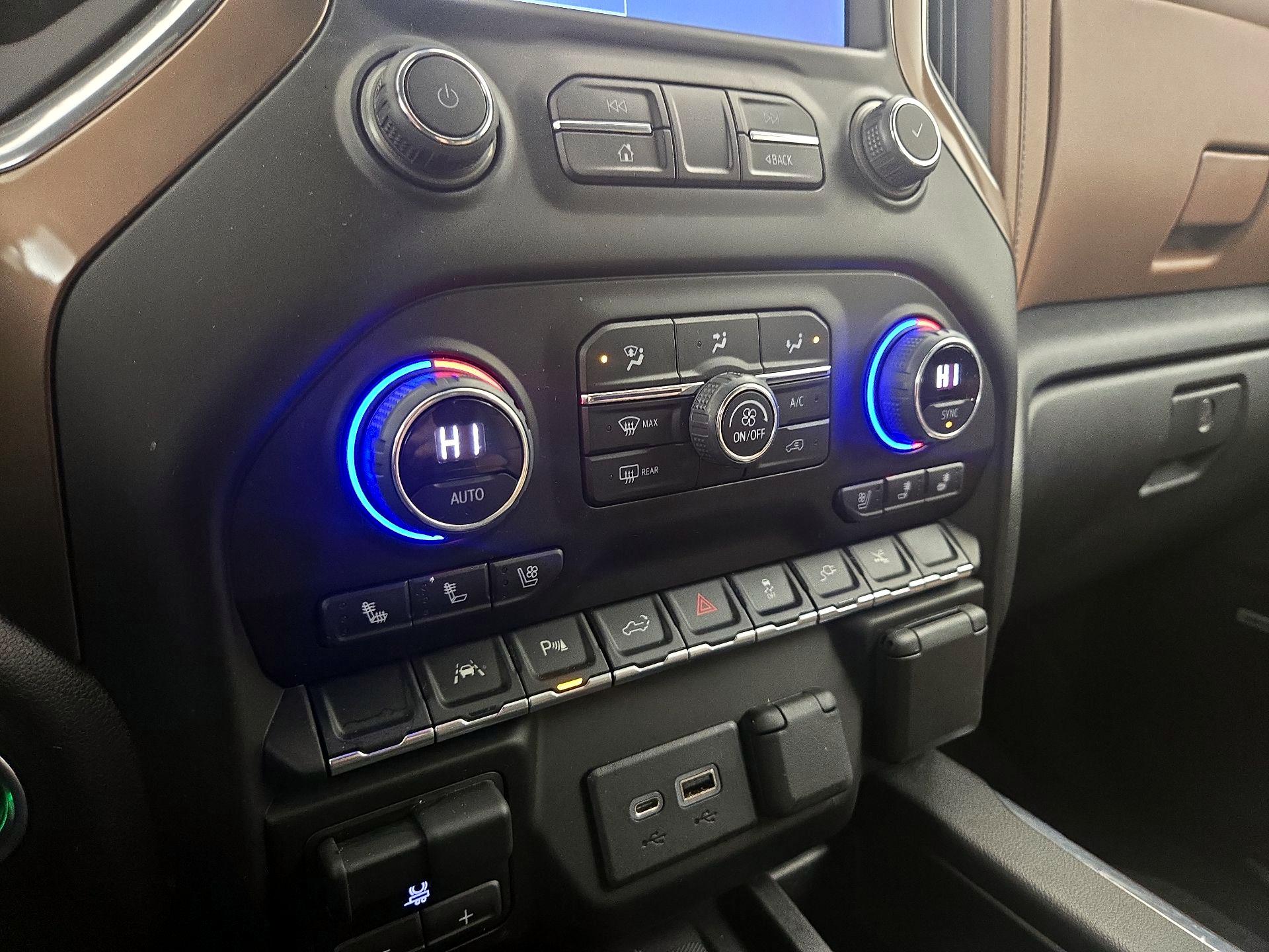 Thumbnail: 2022 Chevrolet Silverado 1500 - 16