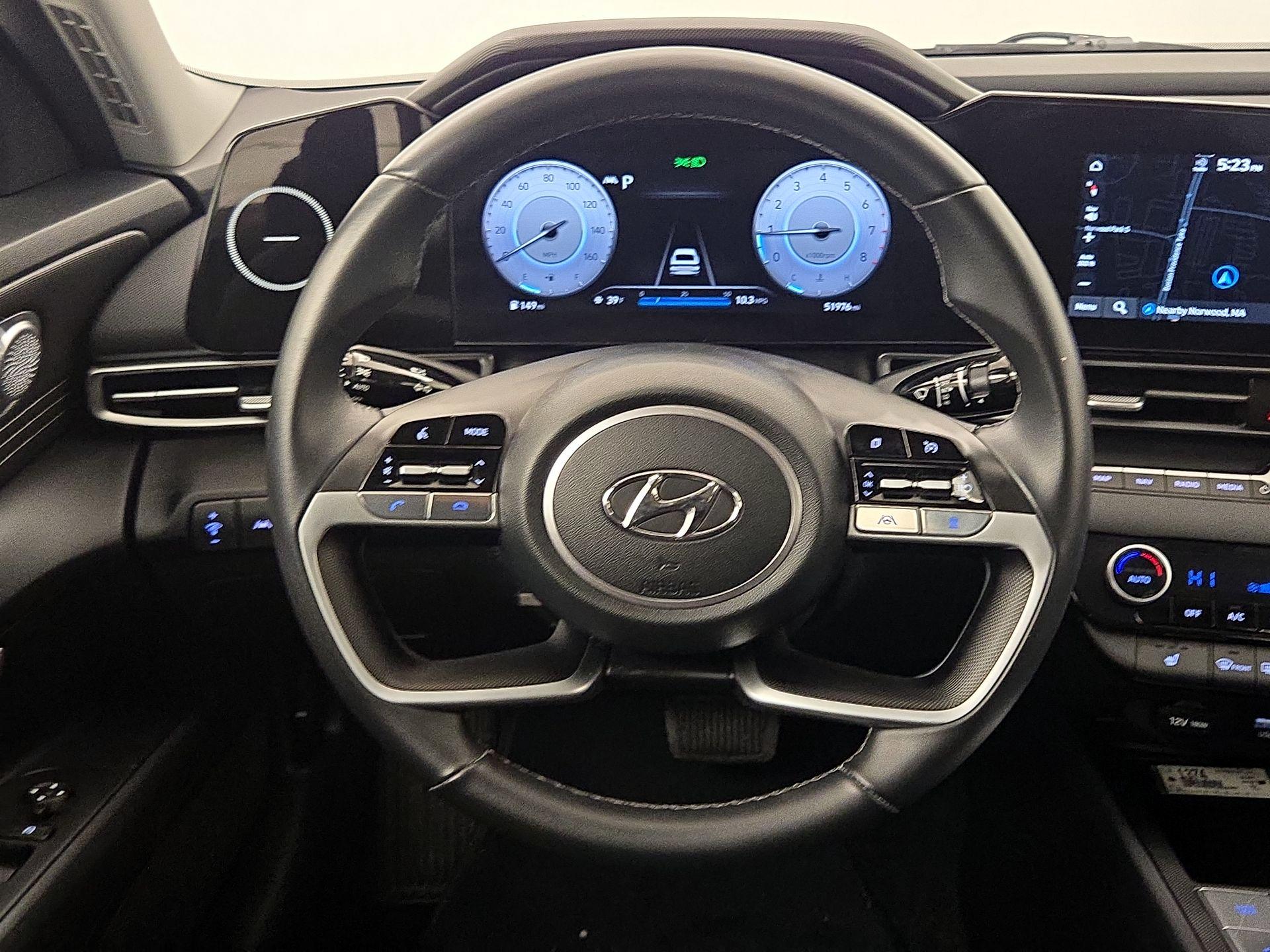 Thumbnail: 2023 Hyundai Elantra - 10