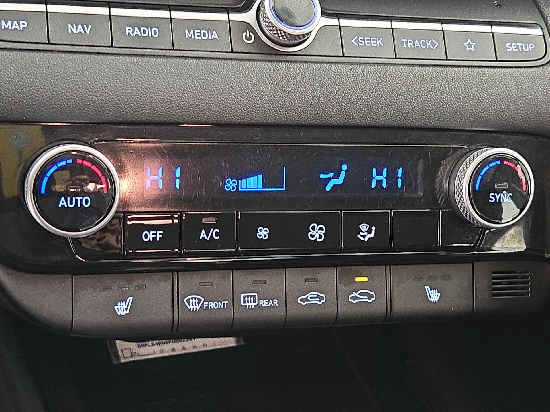 Thumbnail: 2023 Hyundai Elantra - 17