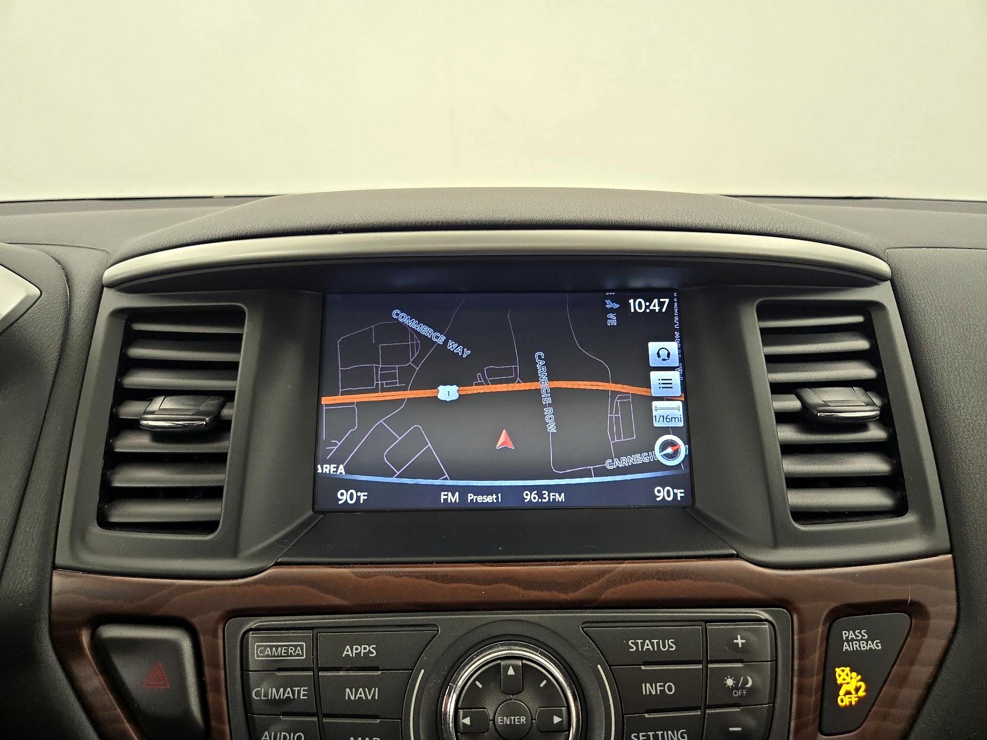 Thumbnail: 2017 Nissan Pathfinder - 14