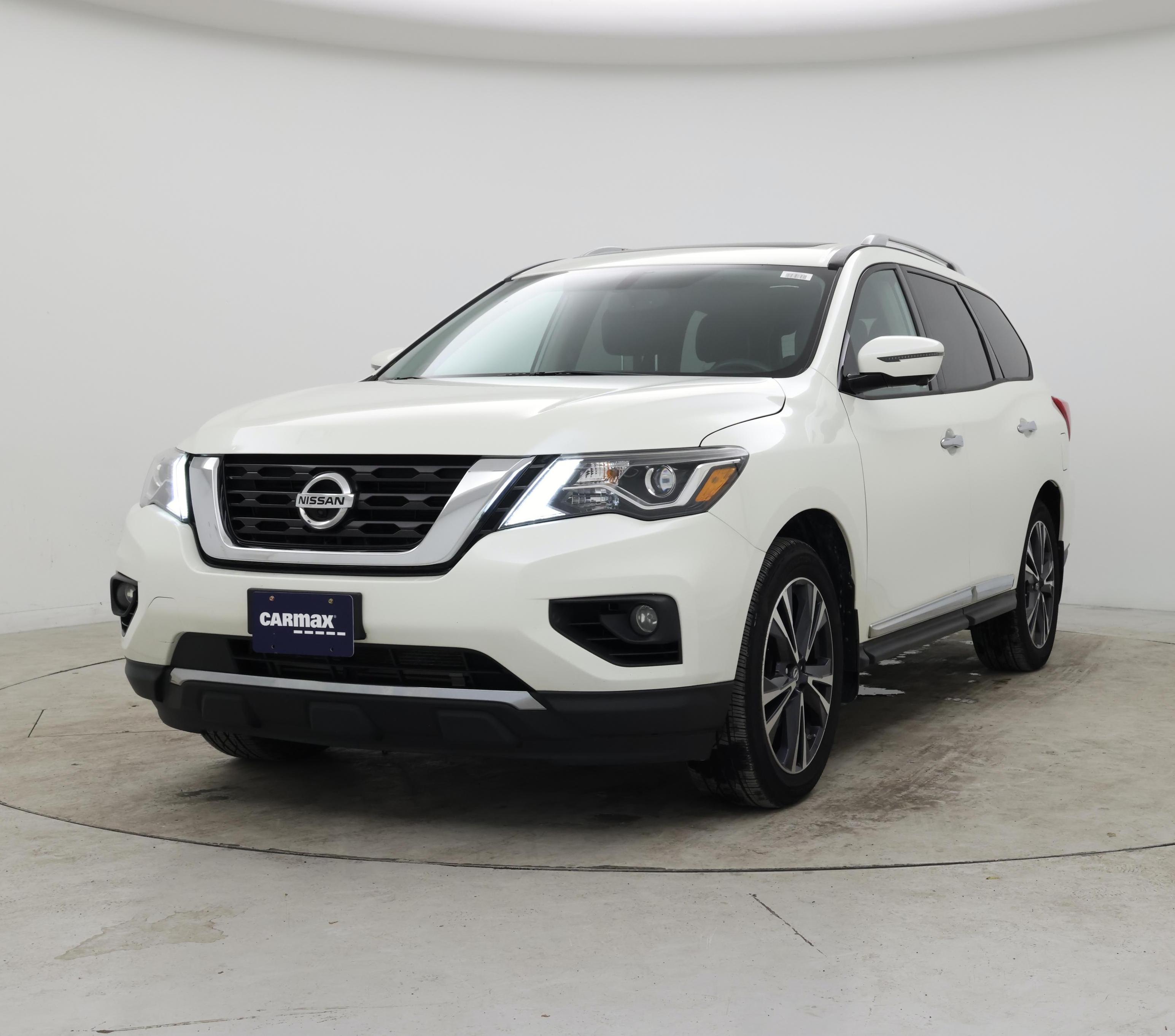 Thumbnail: 2017 Nissan Pathfinder - 4