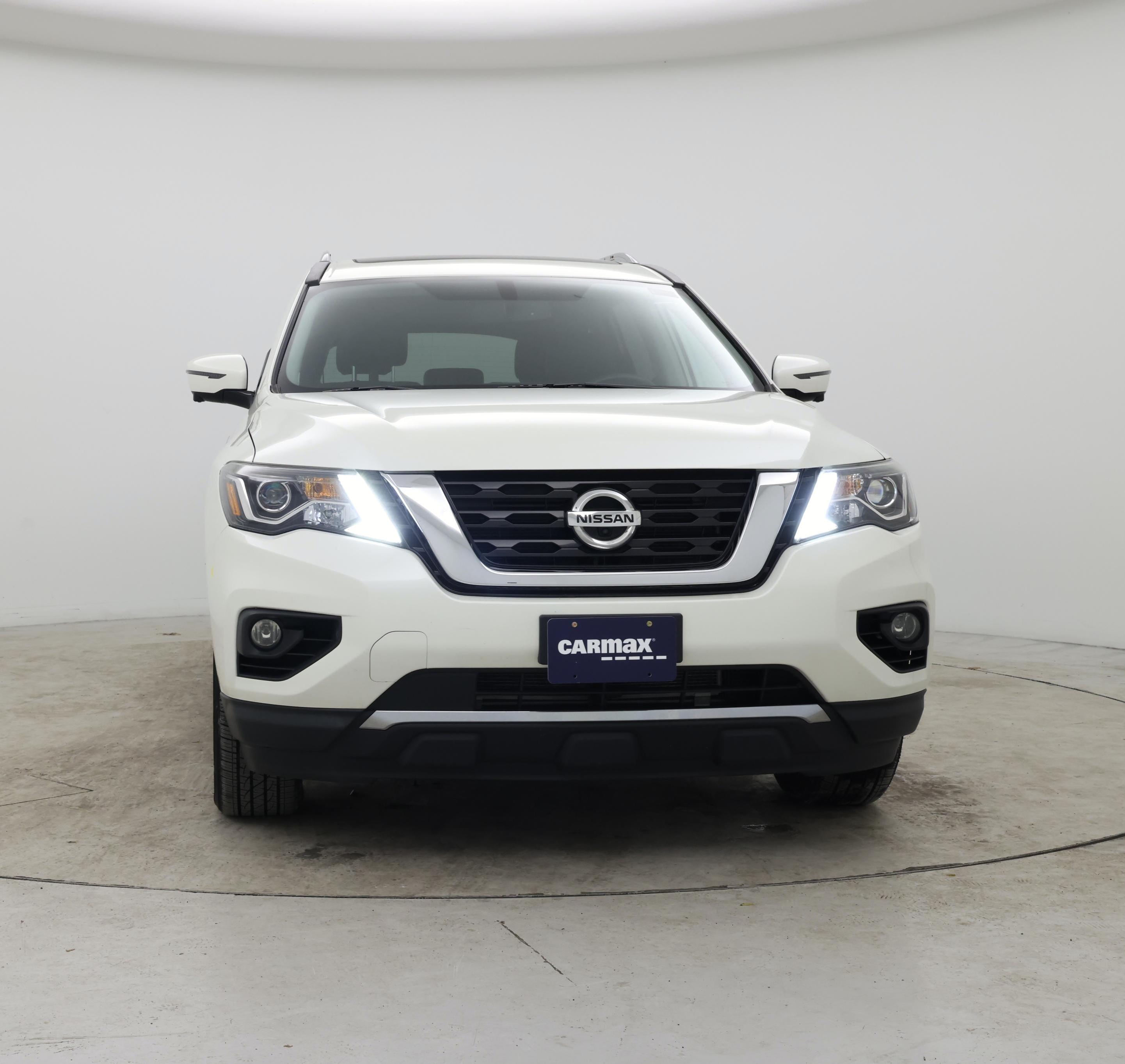 Thumbnail: 2017 Nissan Pathfinder - 5