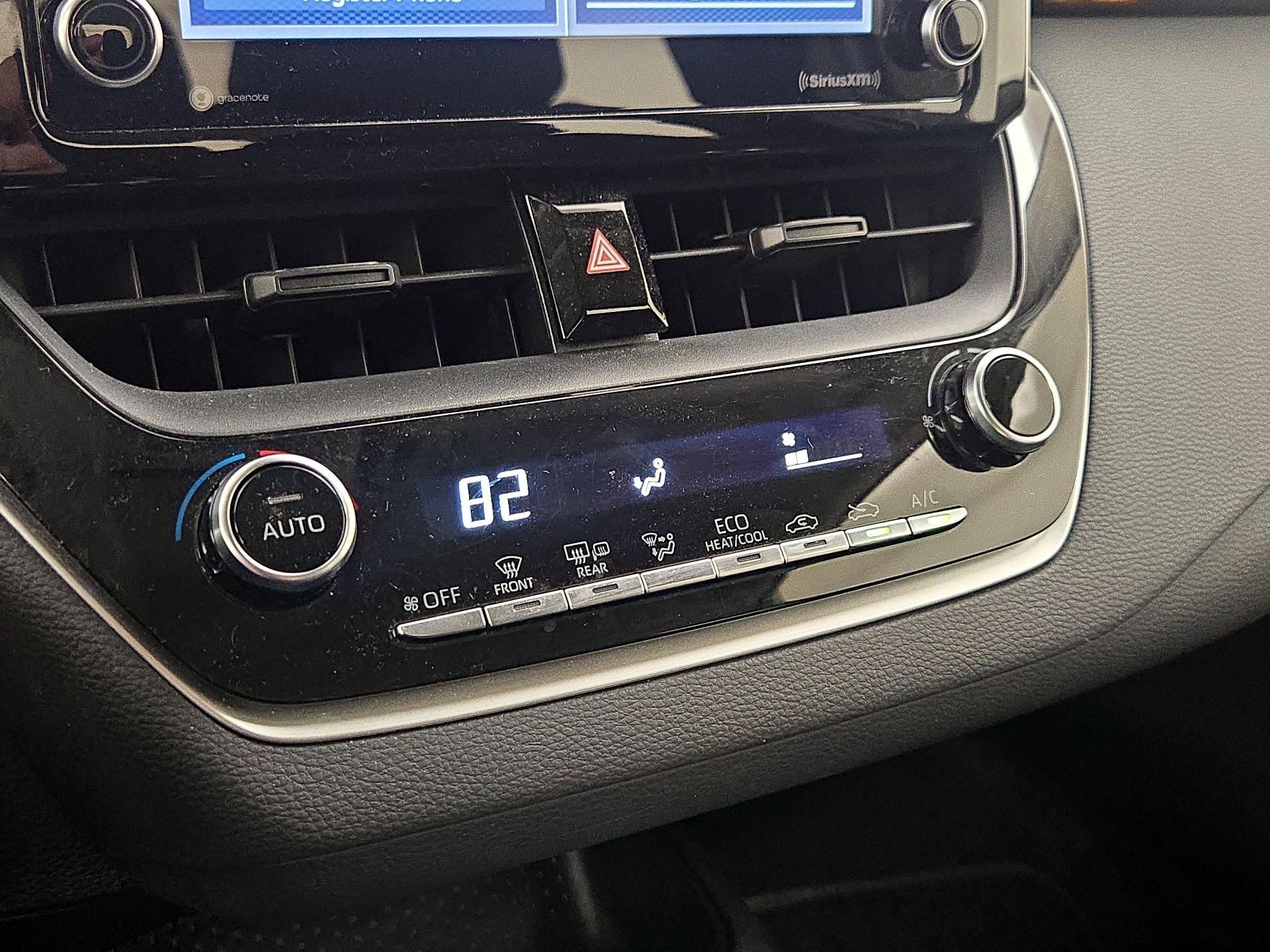 Thumbnail: 2021 Toyota Corolla - 16
