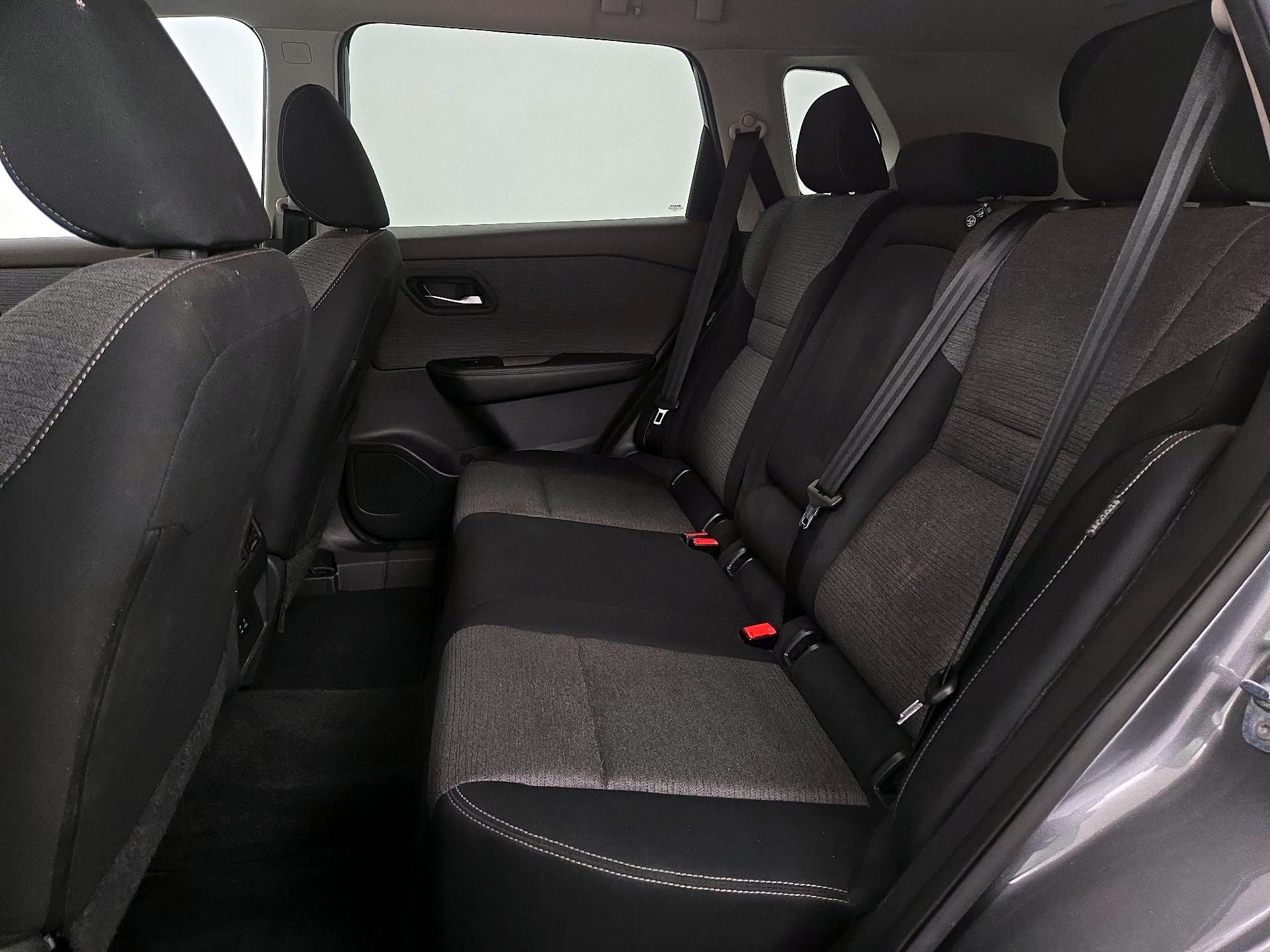 Thumbnail: 2023 Nissan Rogue - 19